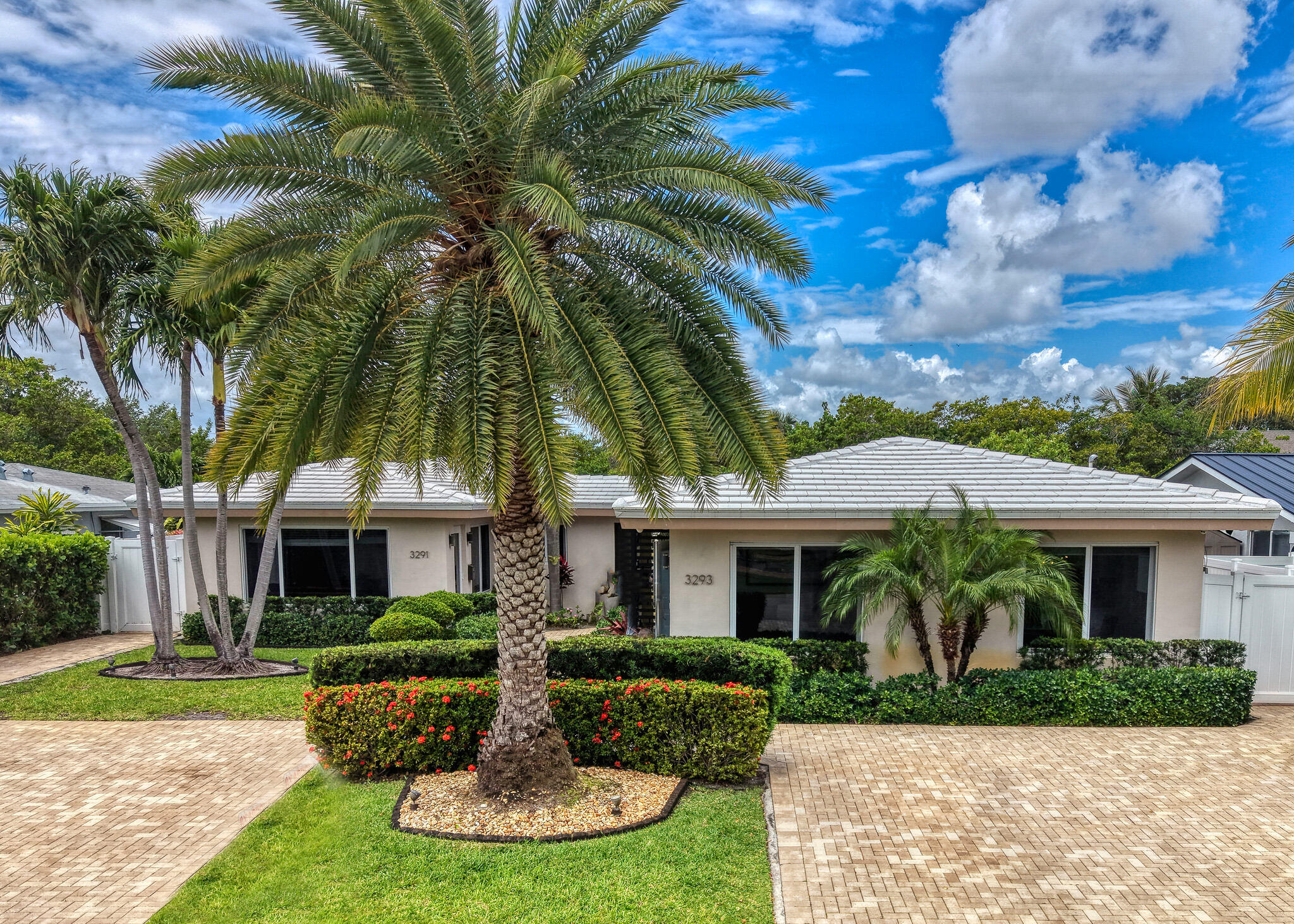 CORAL WOODS - Residential Income