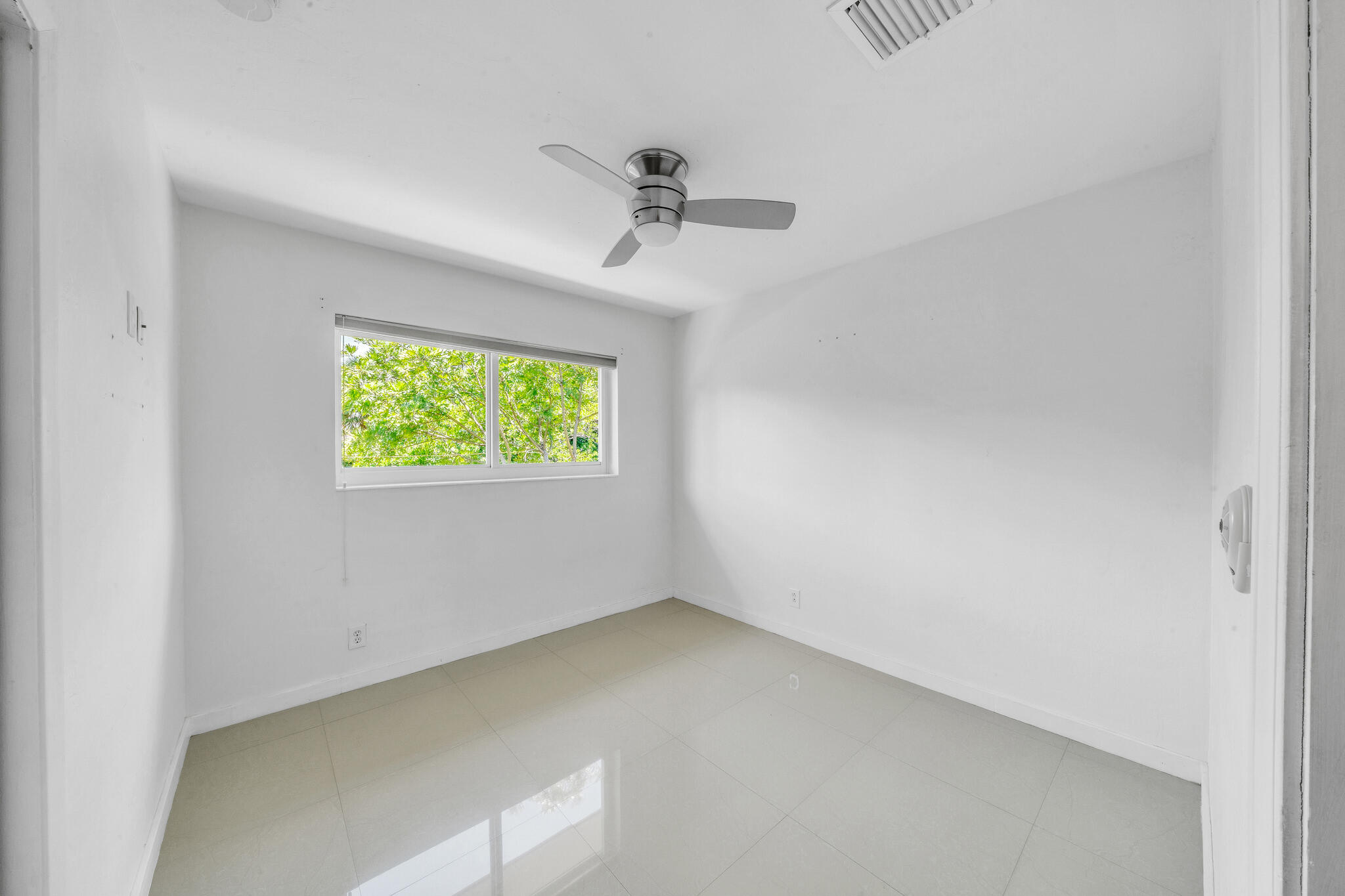 CORAL WOODS - Residential Income