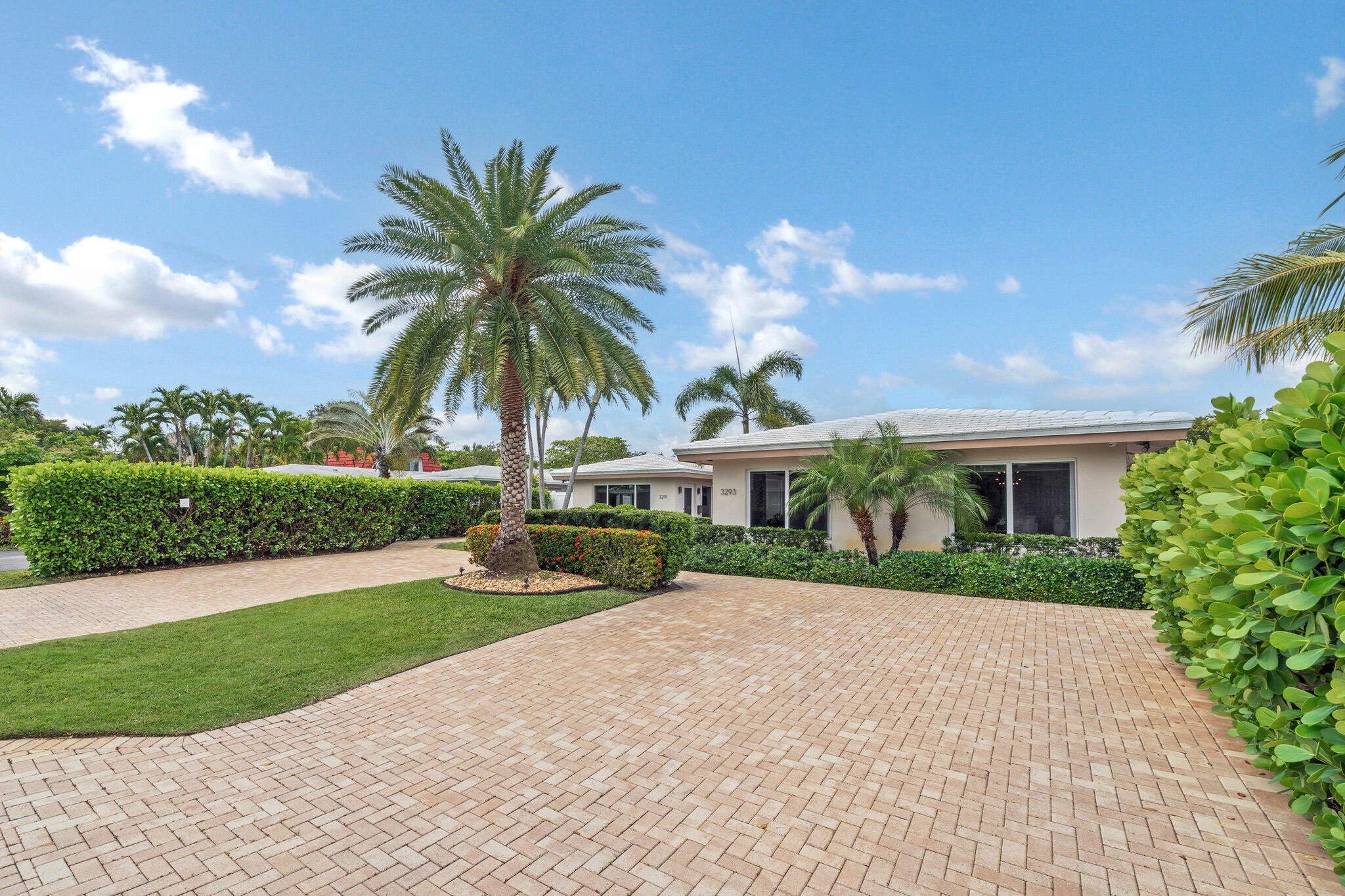 CORAL WOODS - Residential Income
