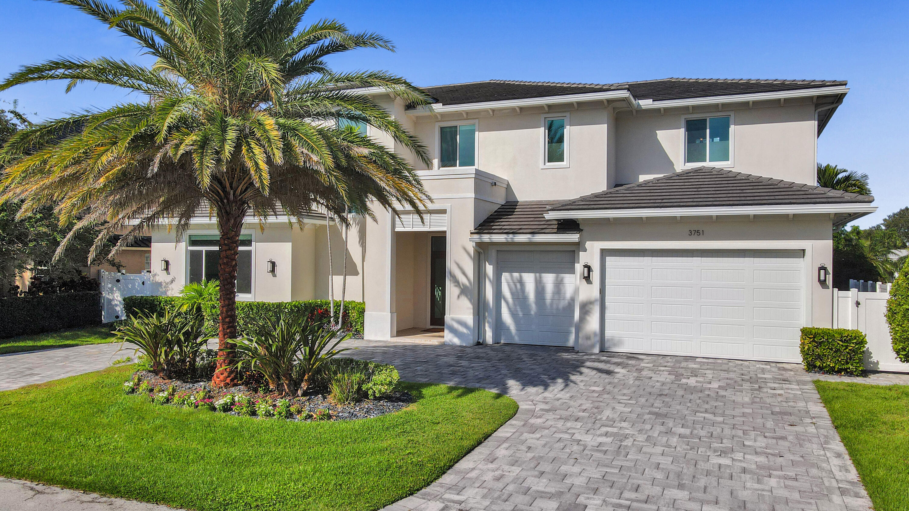 VENETIAN ISLES 1ST SEC - Residential