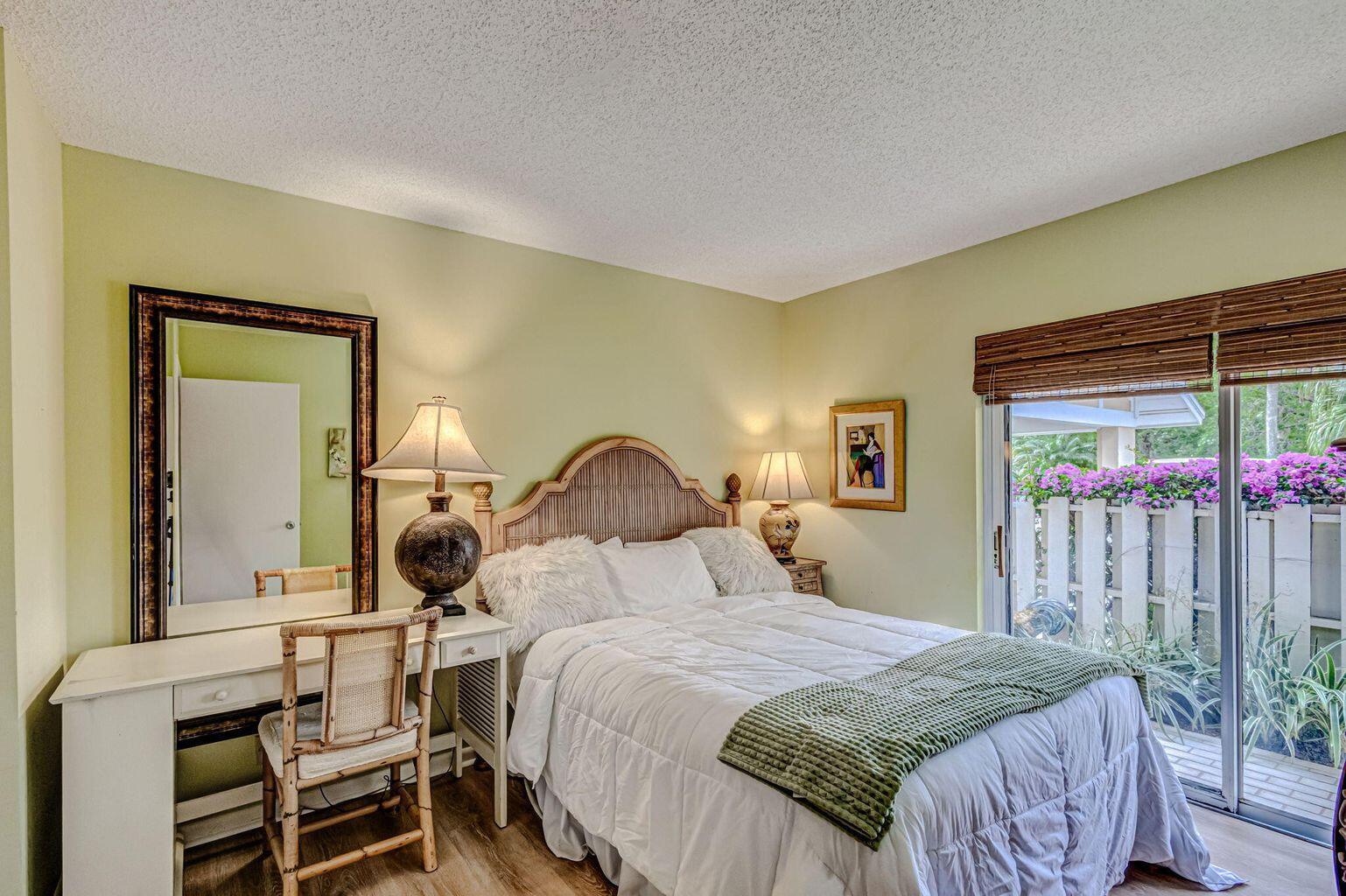 CAPE POINTE OF JONATHANS LANDING - Residential Lease