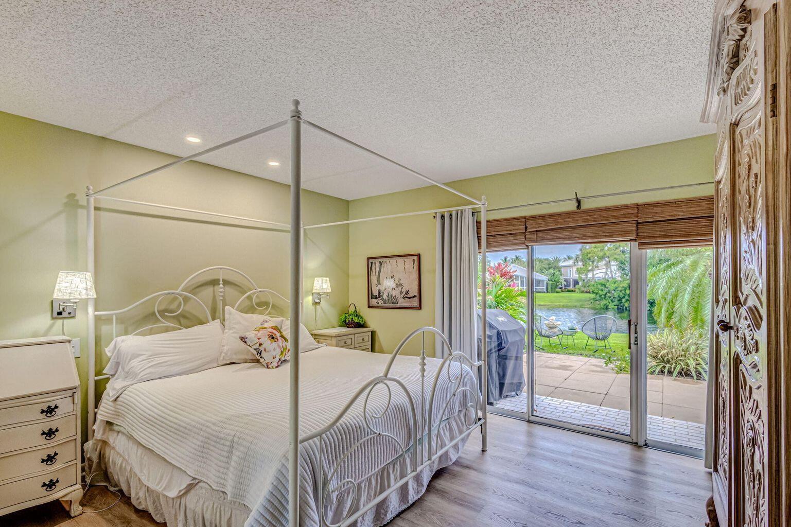 CAPE POINTE OF JONATHANS LANDING - Residential Lease