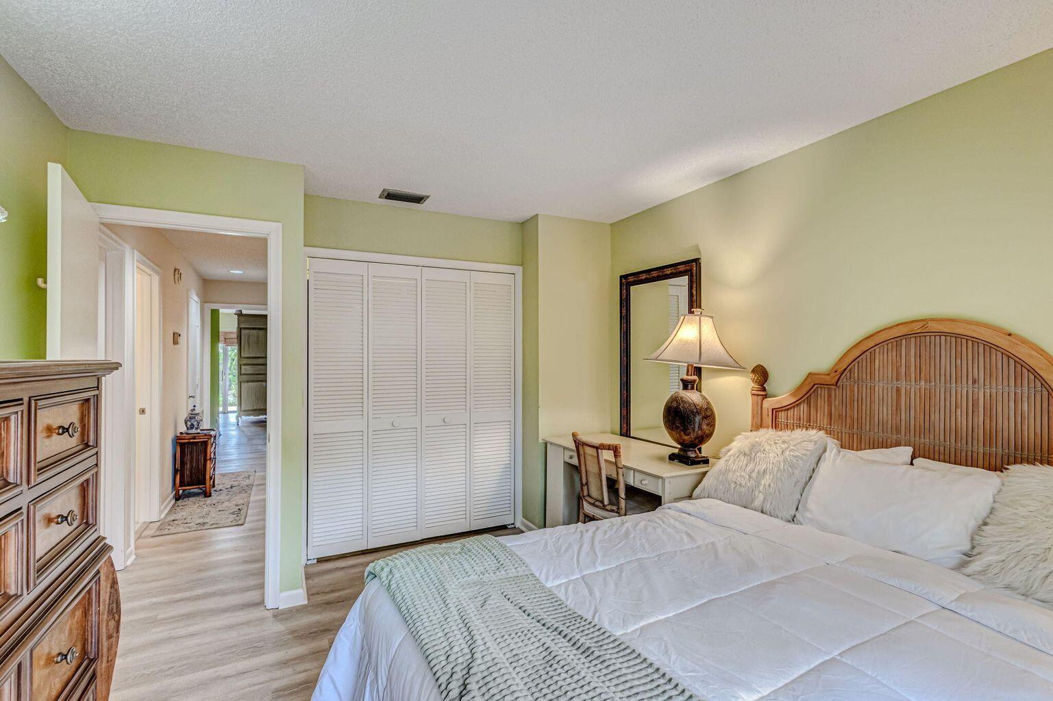 CAPE POINTE OF JONATHANS LANDING - Residential Lease