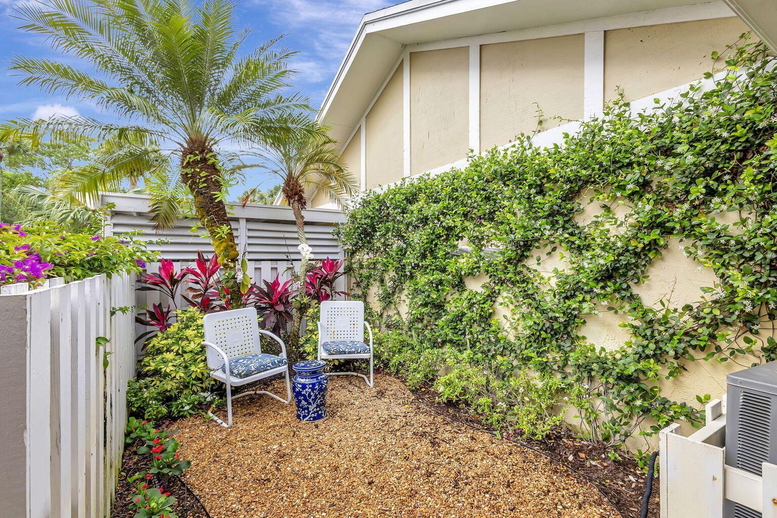 CAPE POINTE OF JONATHANS LANDING - Residential Lease