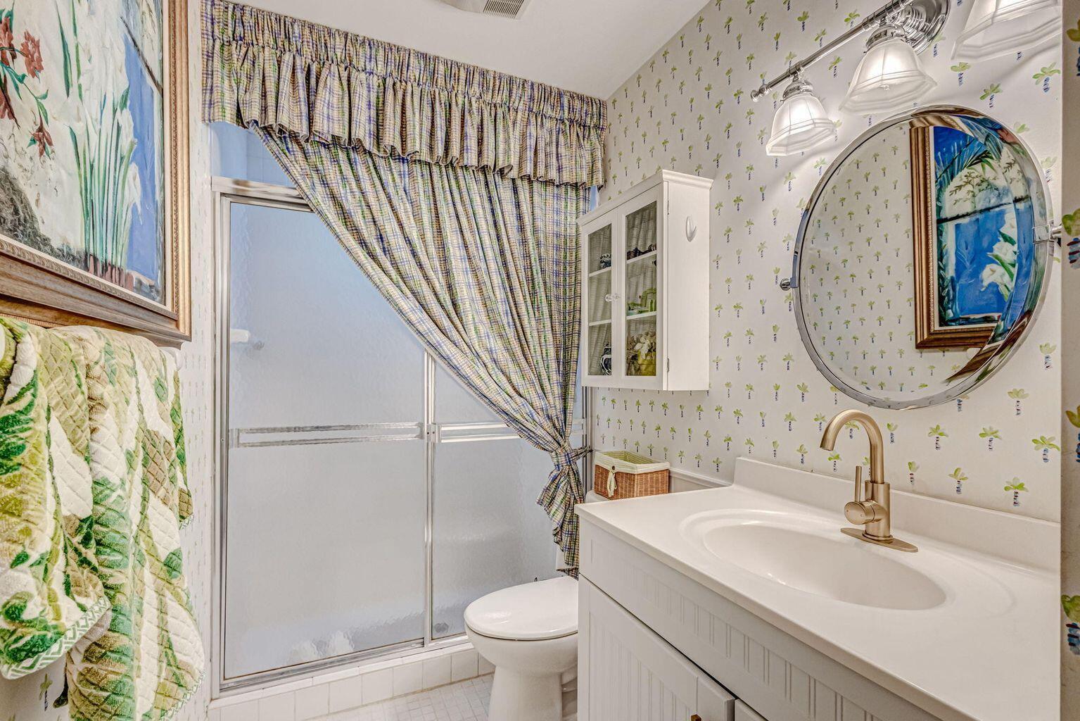 CAPE POINTE OF JONATHANS LANDING - Residential Lease