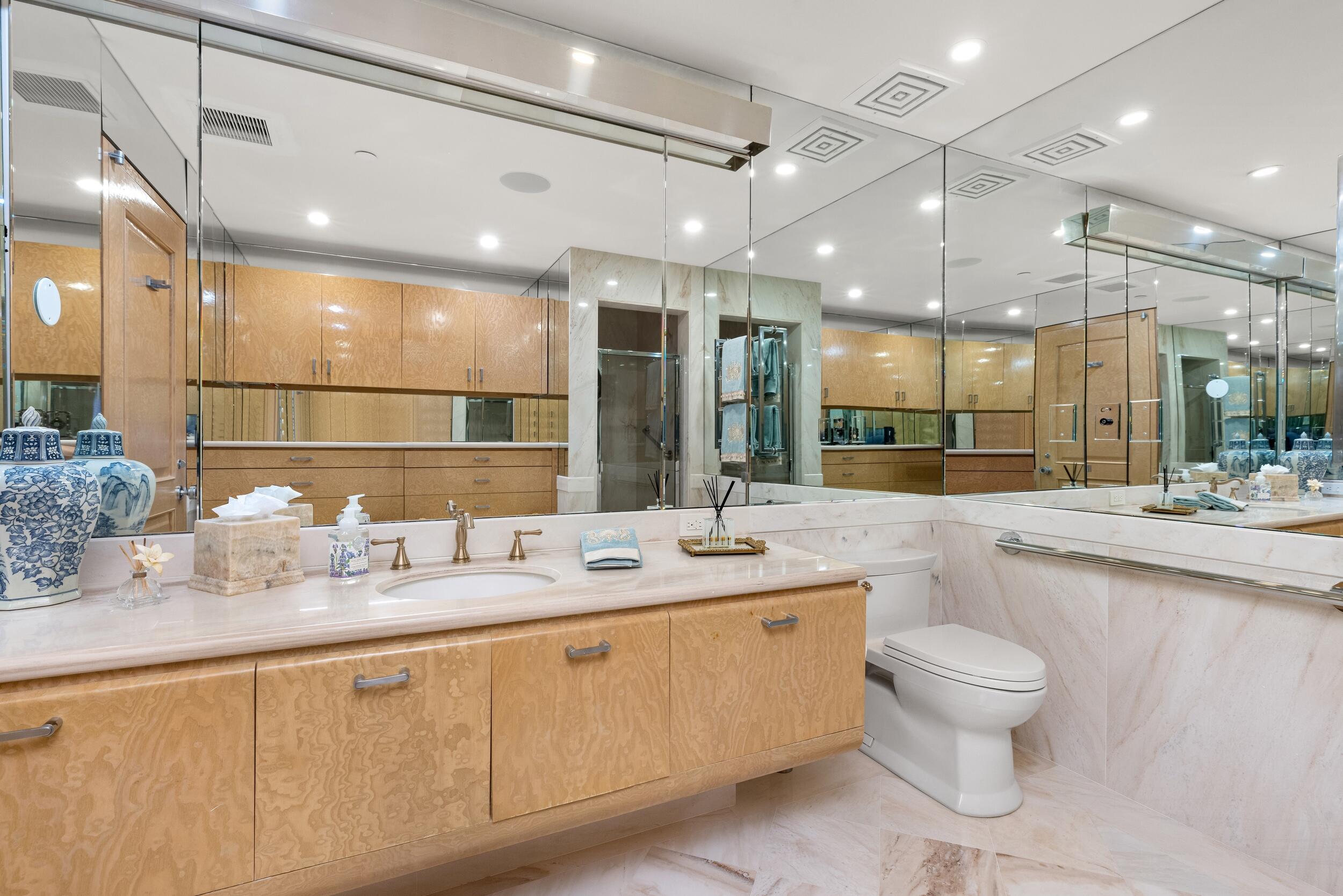 TWO NORTH BREAKERS ROW CONDO - Residential