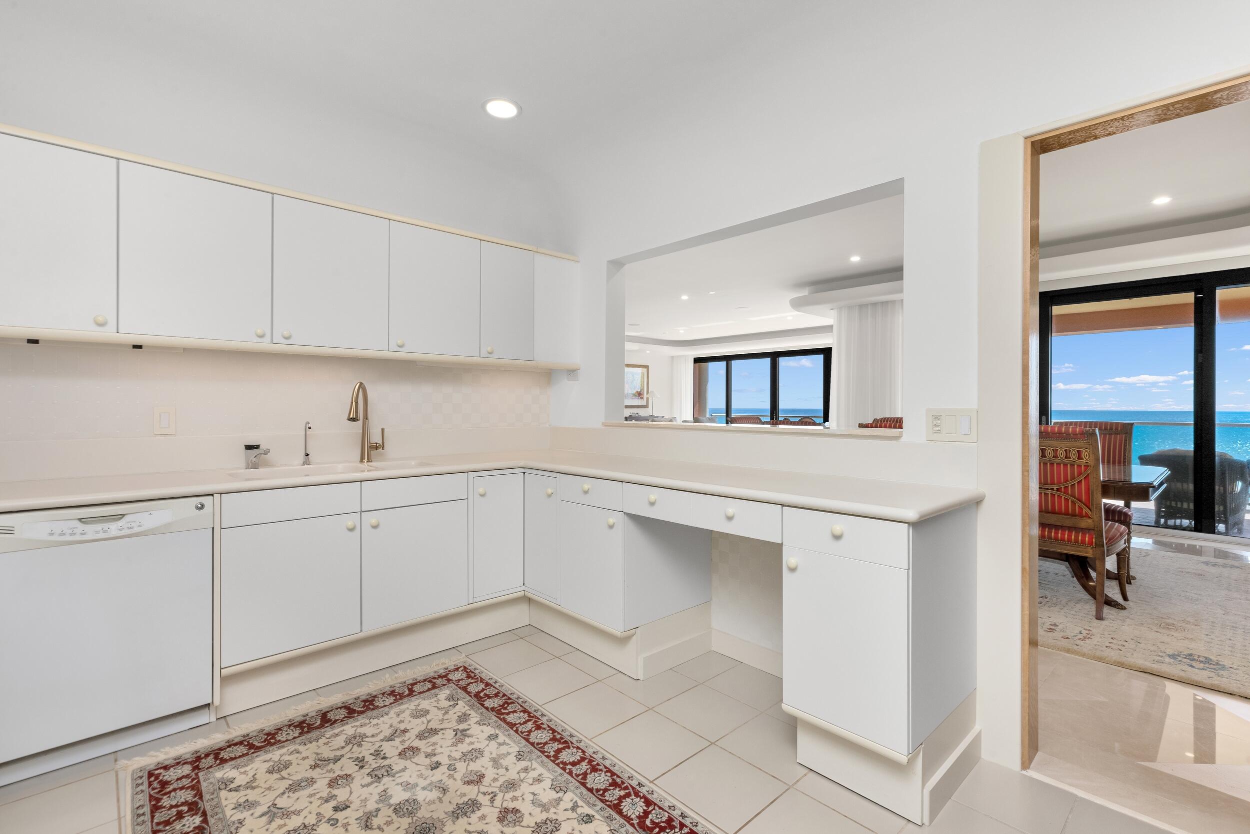 TWO NORTH BREAKERS ROW CONDO - Residential