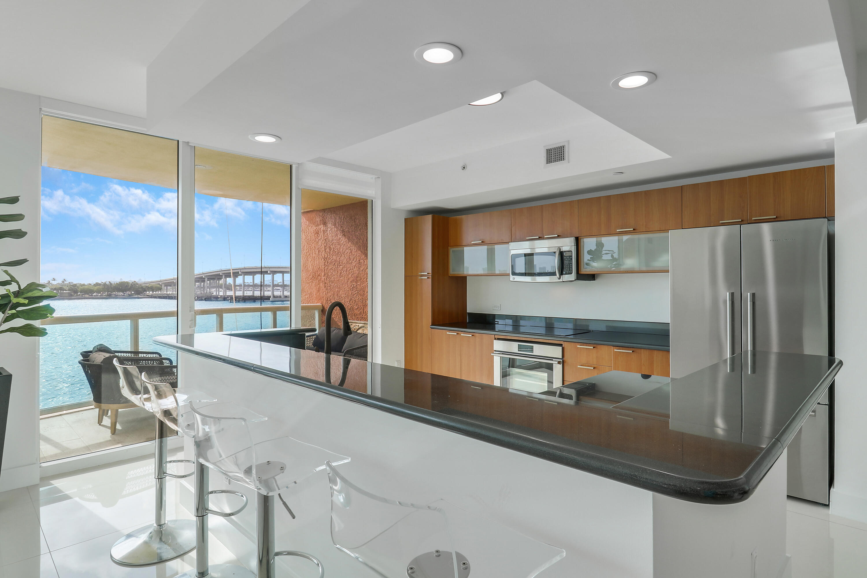 MARINA GRANDE RIVIERA BEACH CONDO - Residential