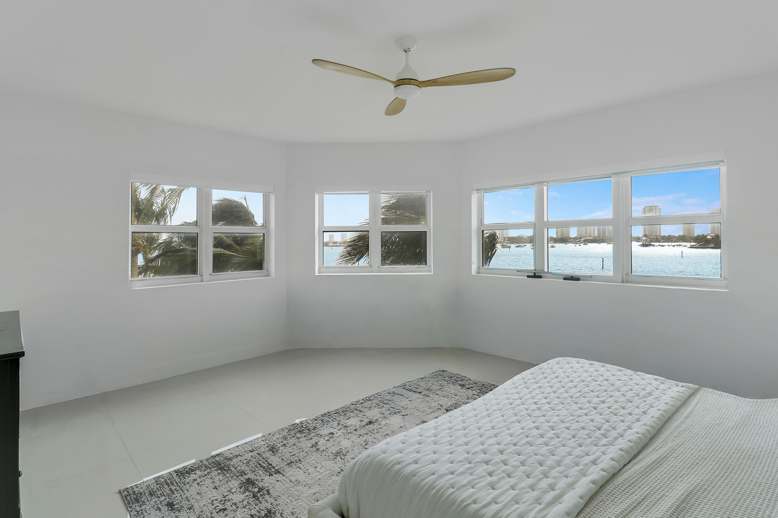 MARINA GRANDE RIVIERA BEACH CONDO - Residential