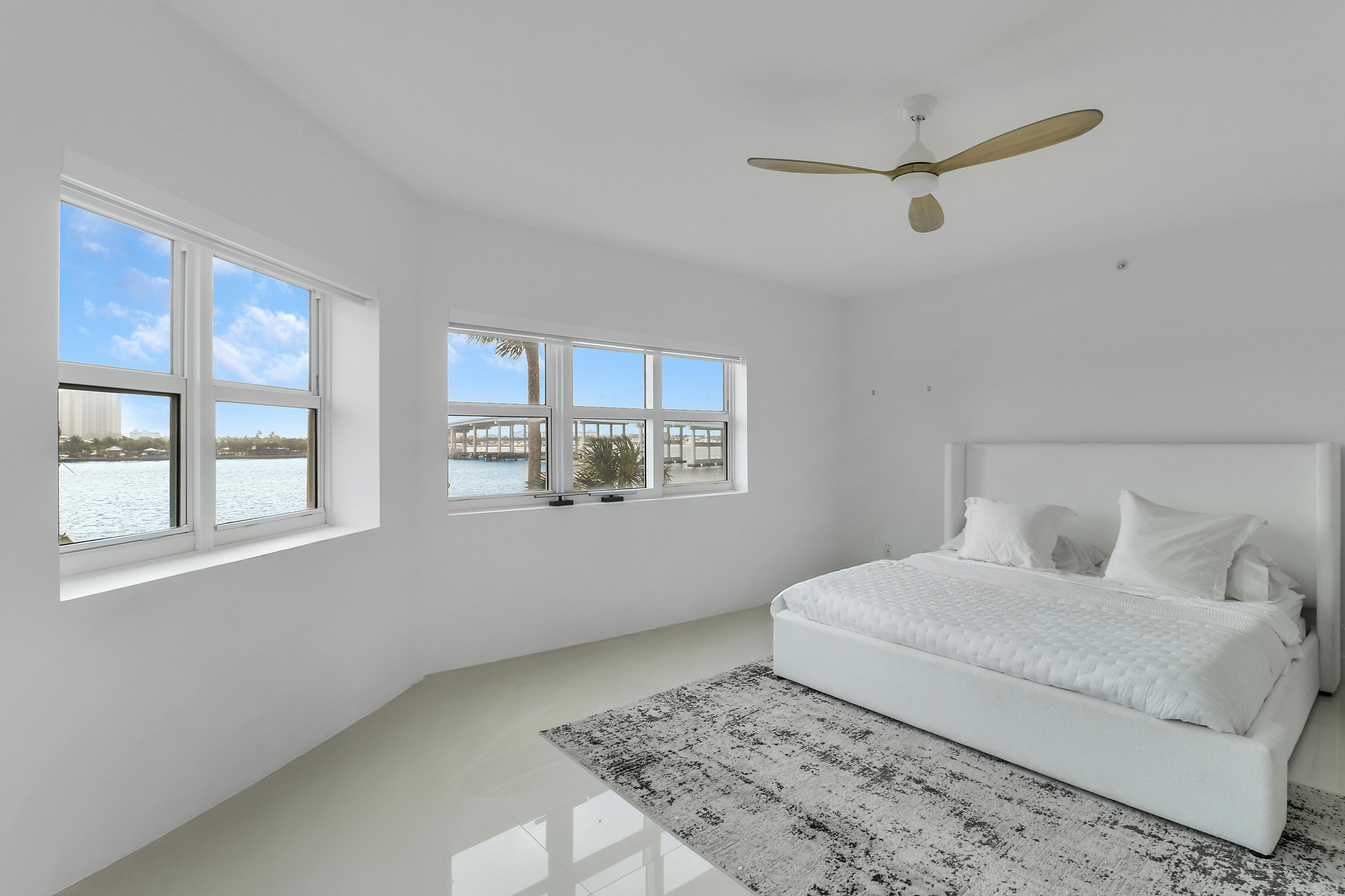 MARINA GRANDE RIVIERA BEACH CONDO - Residential