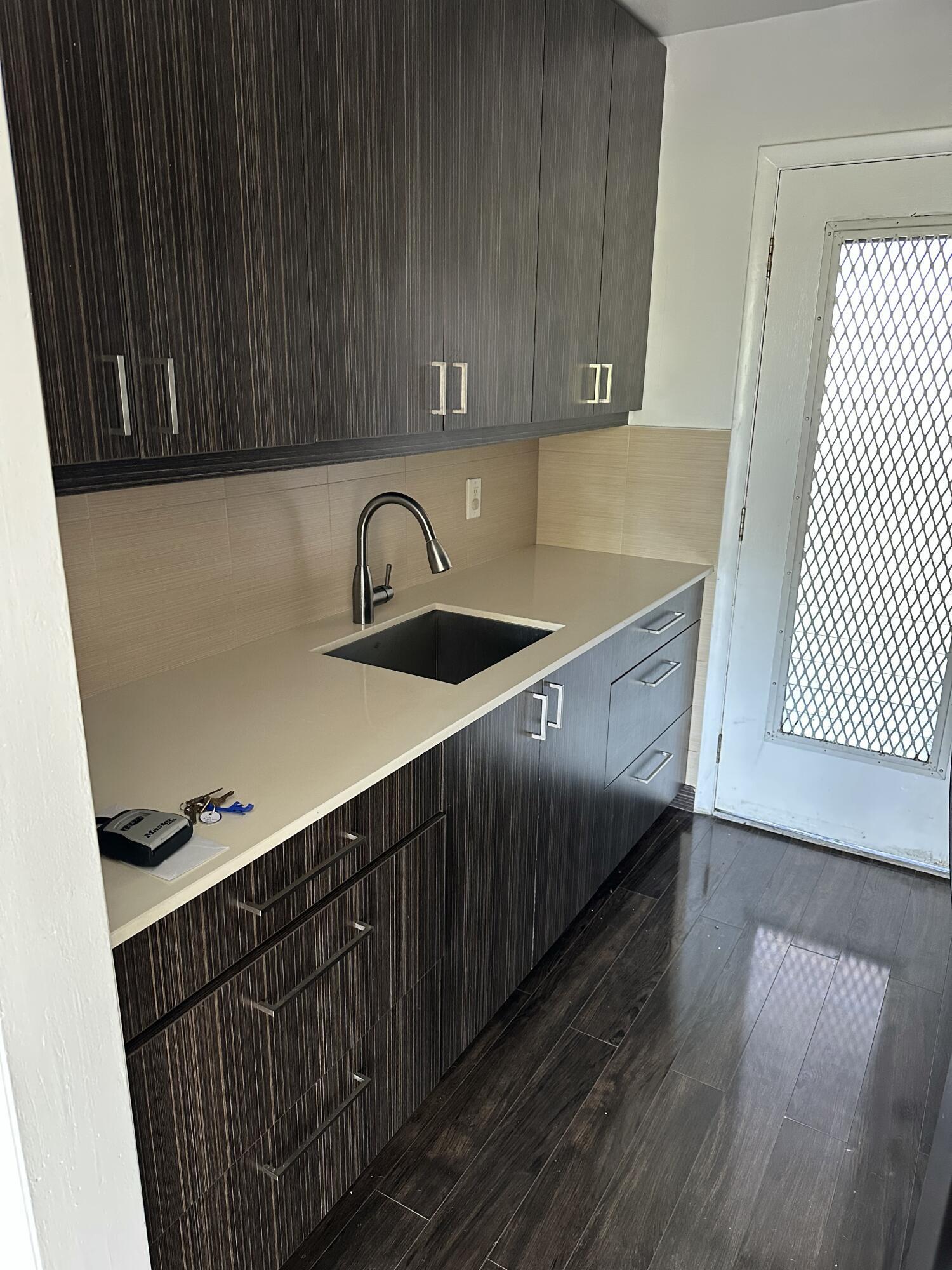 HAVEN HOUSE NO 6 CONDO - Residential