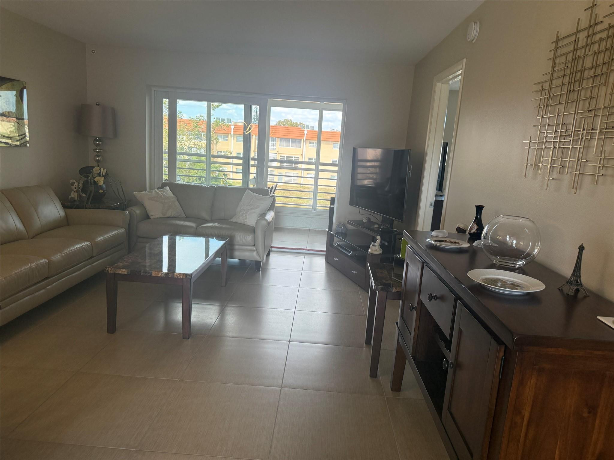Sunrise Lakes - Residential