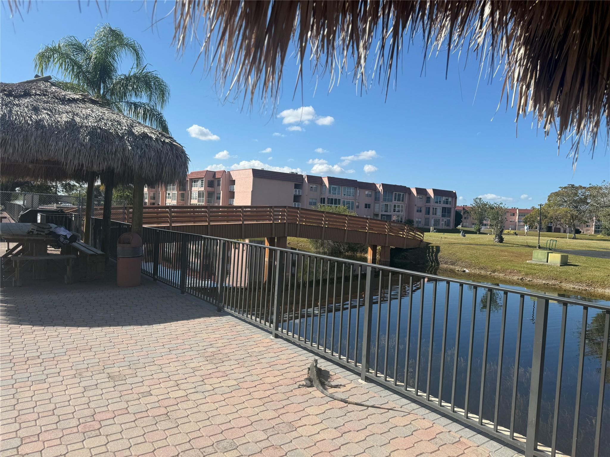 Sunrise Lakes - Residential