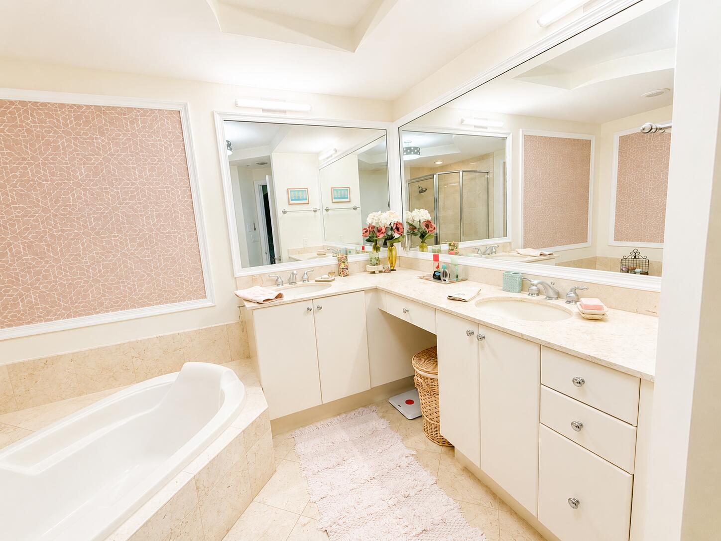 ONE CITY PLAZA CONDO - Residential Lease