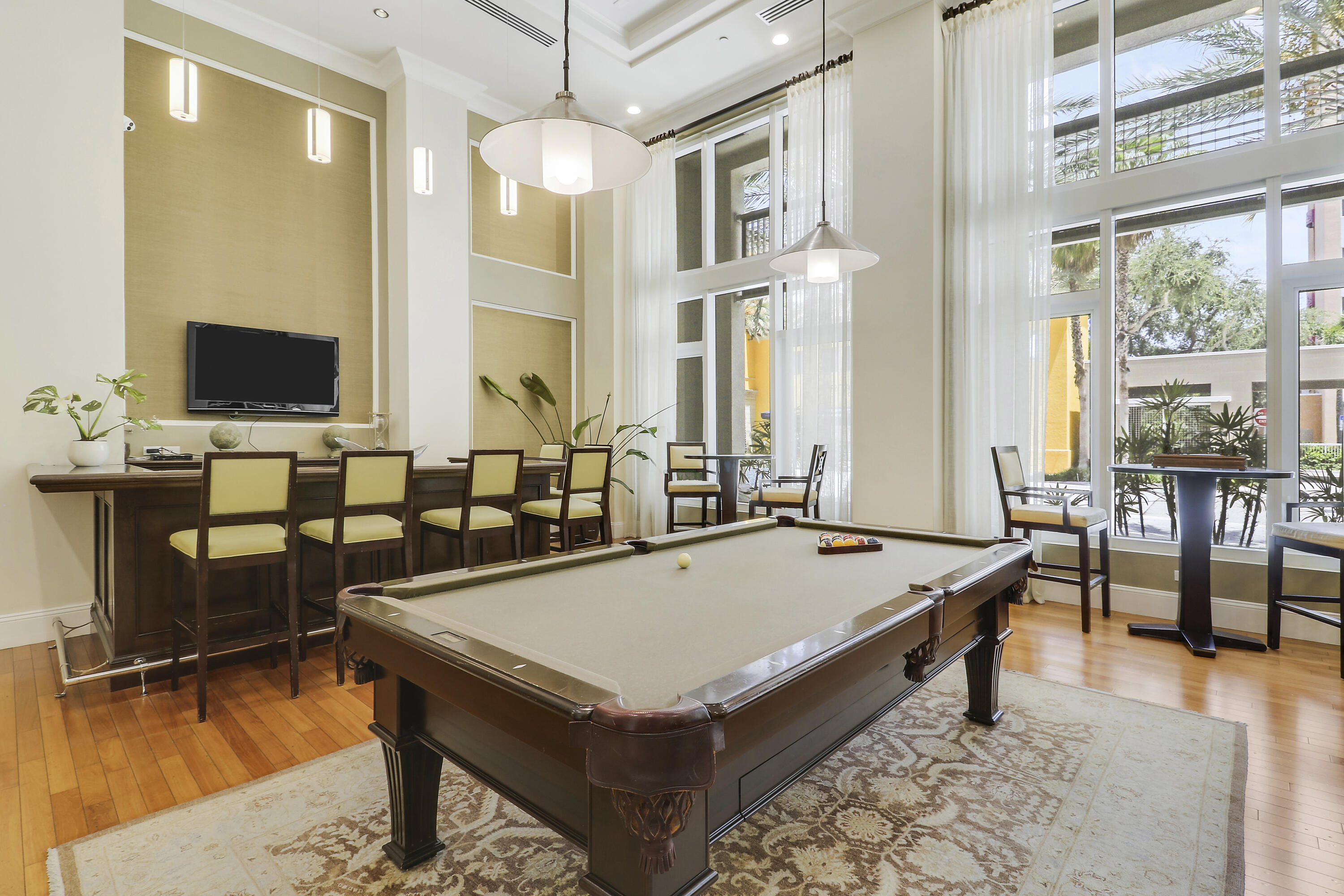 CITY PALMS CONDO - Residential