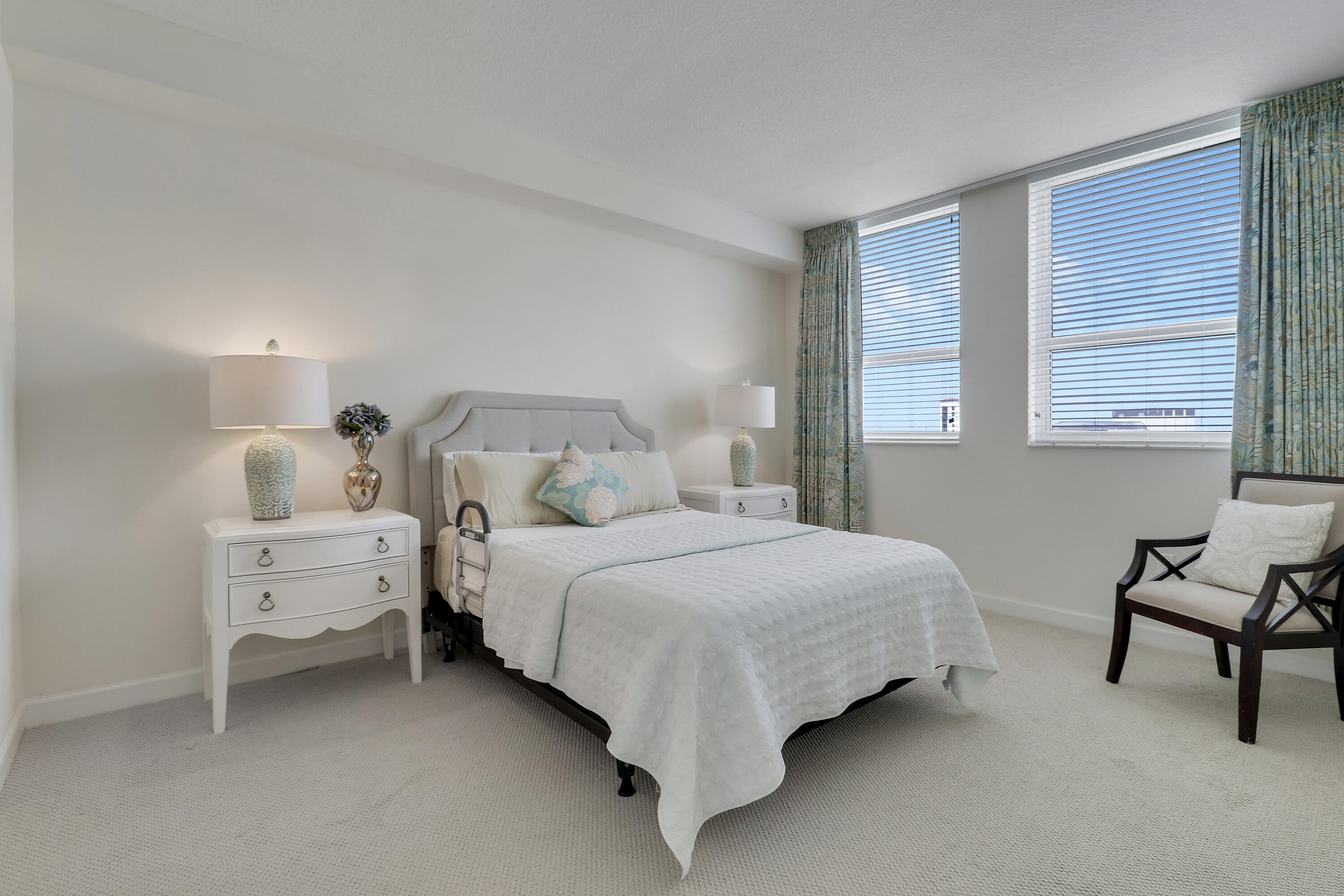CITY PALMS CONDO - Residential