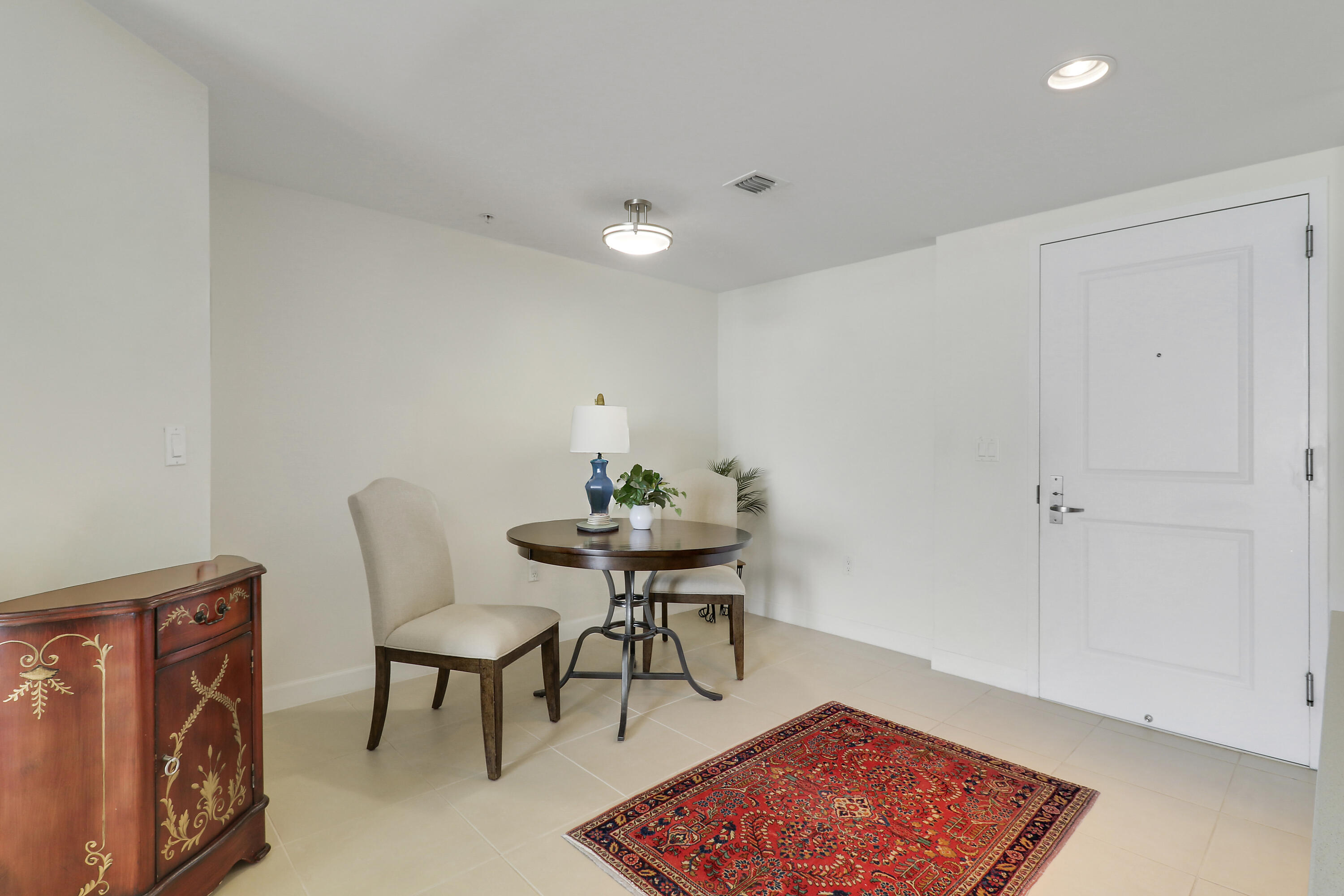CITY PALMS CONDO - Residential