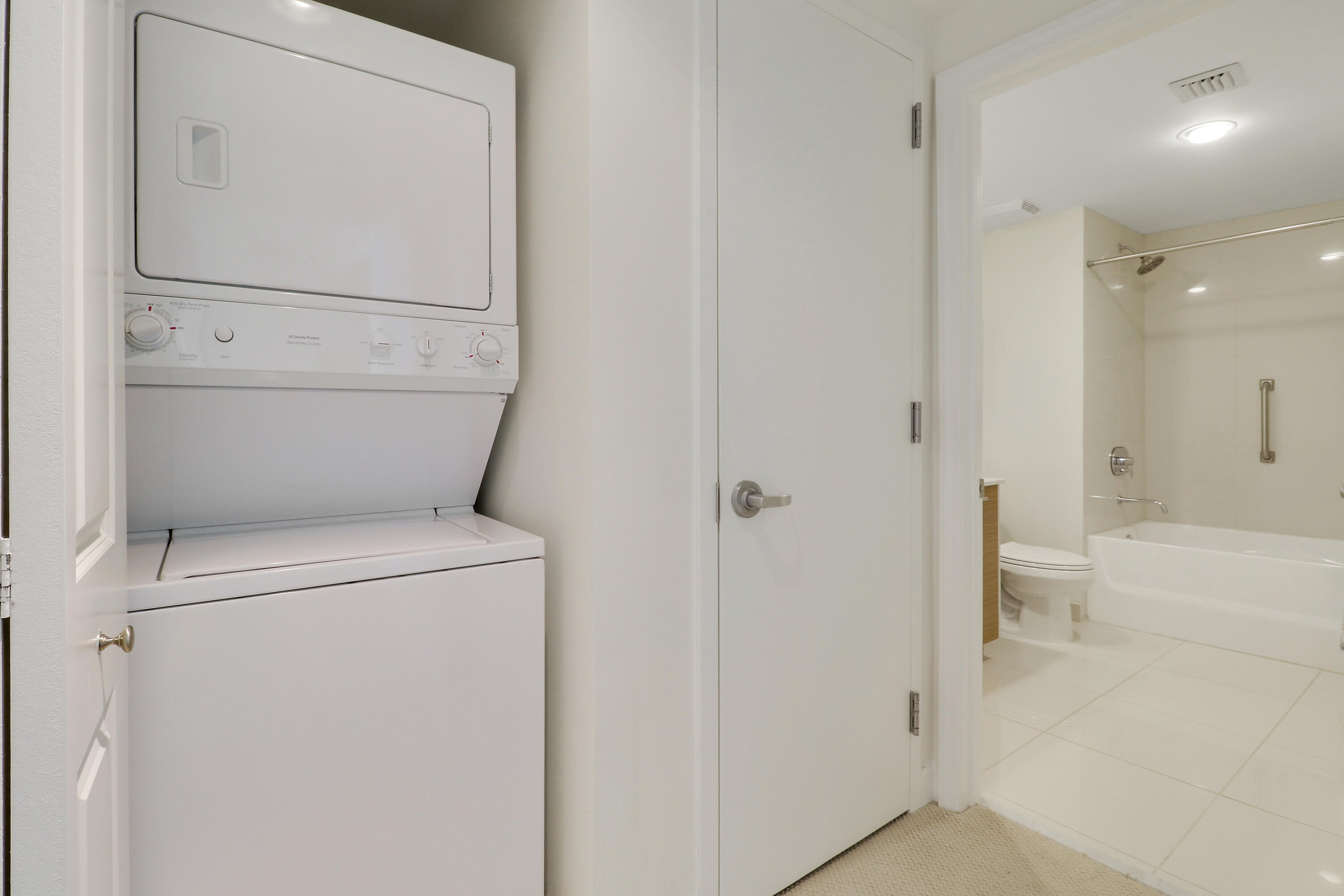 CITY PALMS CONDO - Residential