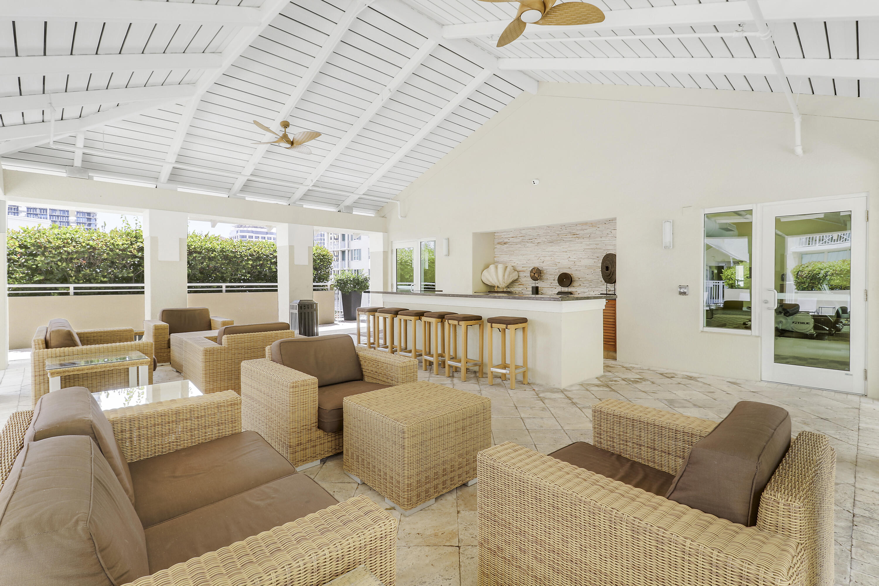 CITY PALMS CONDO - Residential