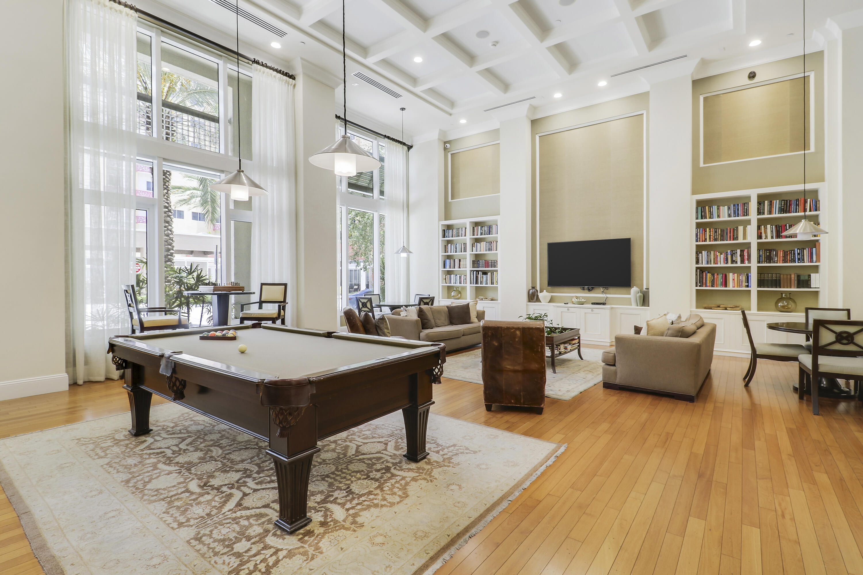 CITY PALMS CONDO - Residential