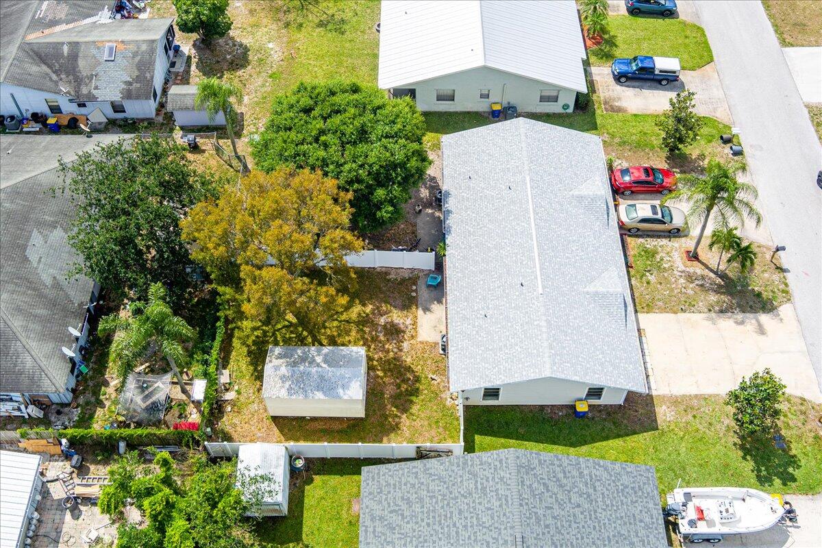 EASTRIDGE ESTATES - Residential Lease