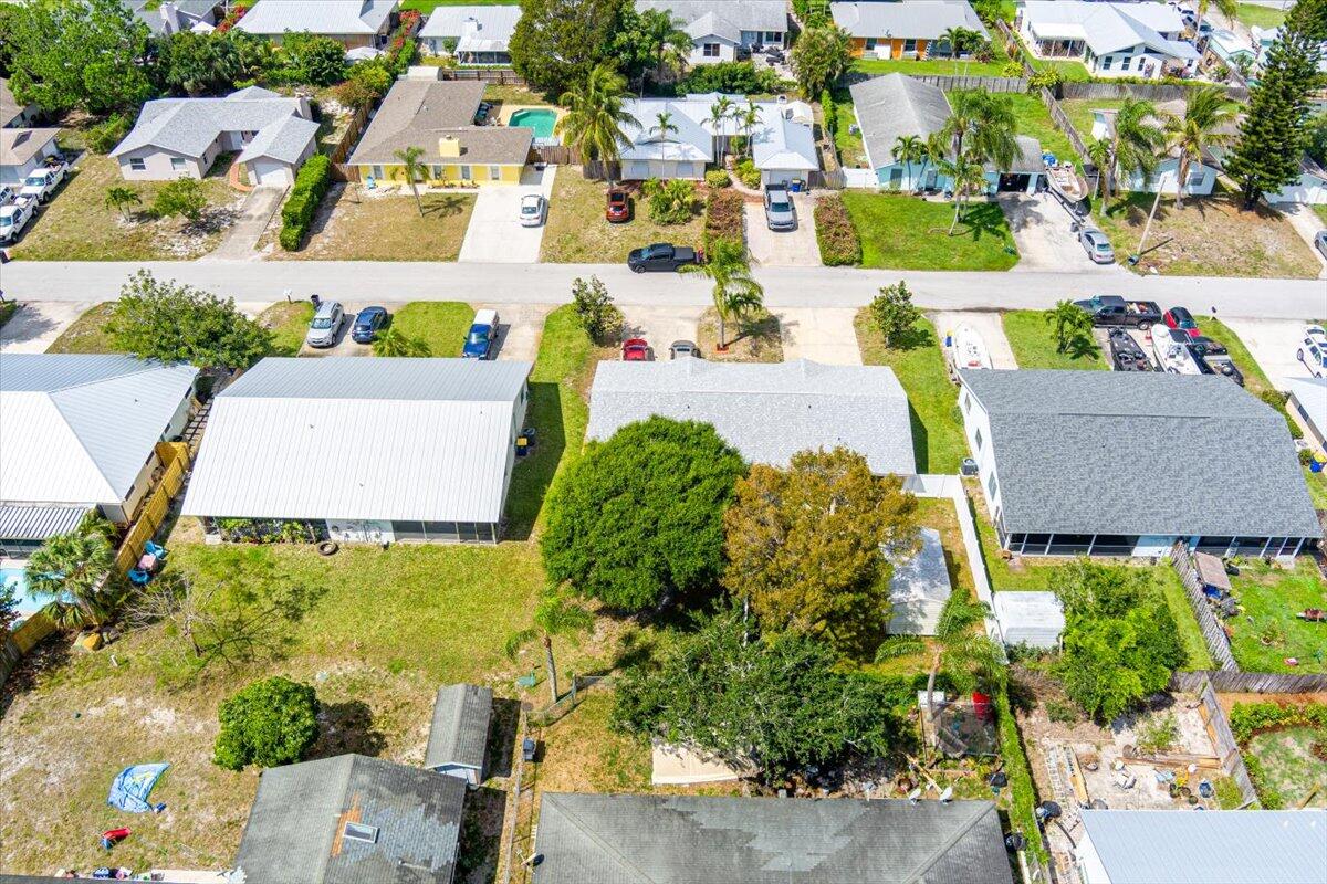 EASTRIDGE ESTATES - Residential Lease