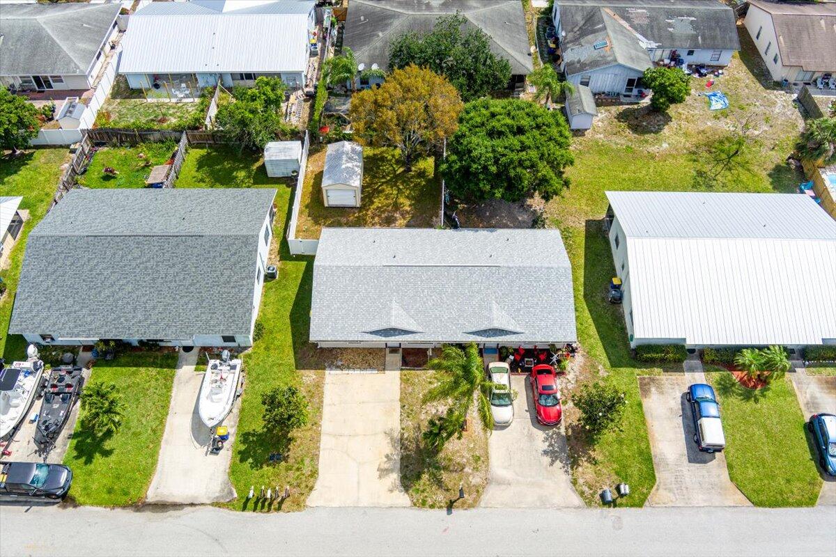 EASTRIDGE ESTATES - Residential Lease