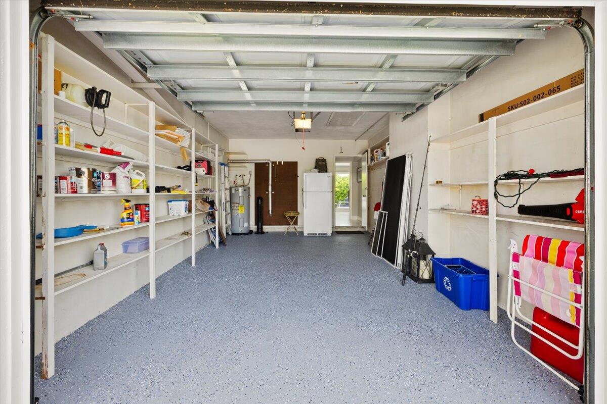 PALM CLUB CO-OP - Residential