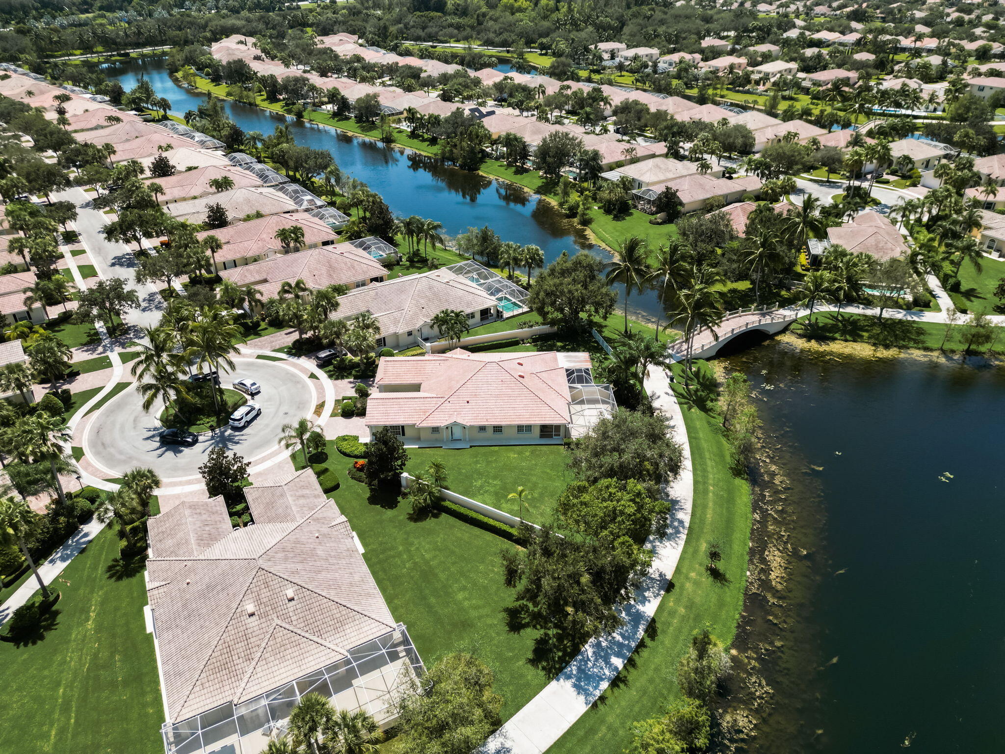 VILLAGEWALK OF WELLINGTON 3 - Residential