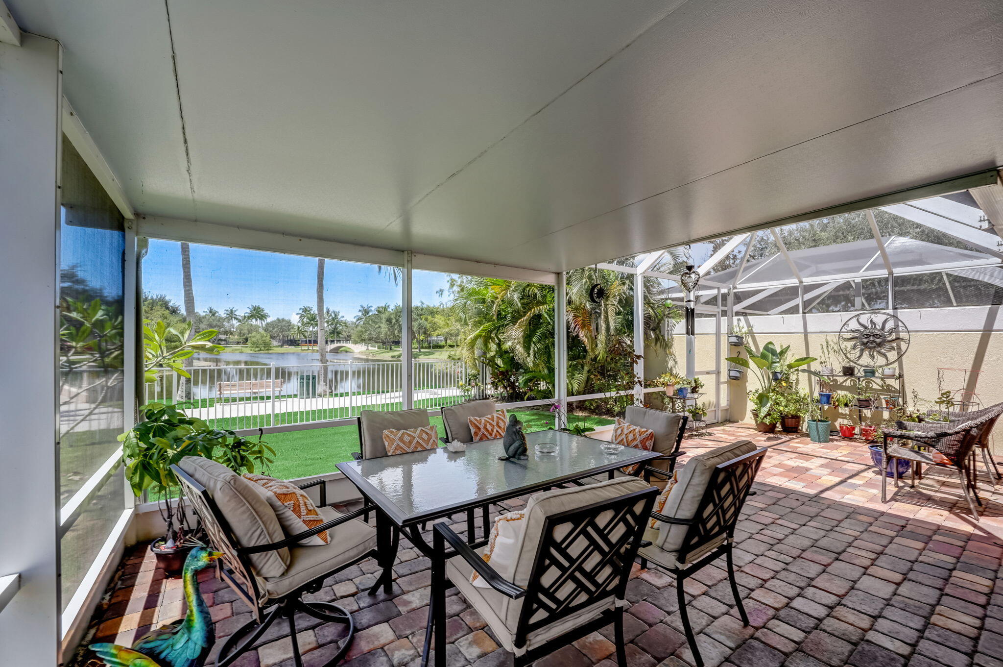 VILLAGEWALK OF WELLINGTON 3 - Residential