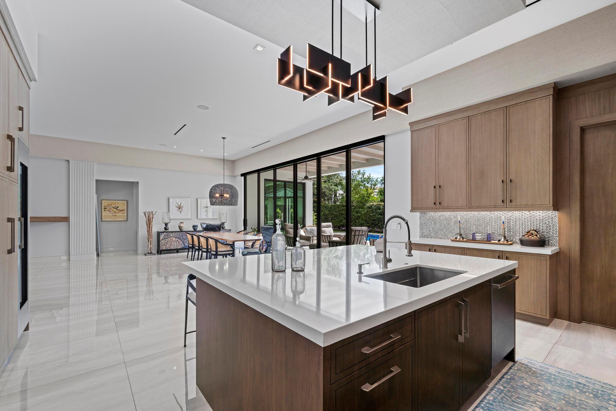 CAMPUS HEIGHTS - Residential