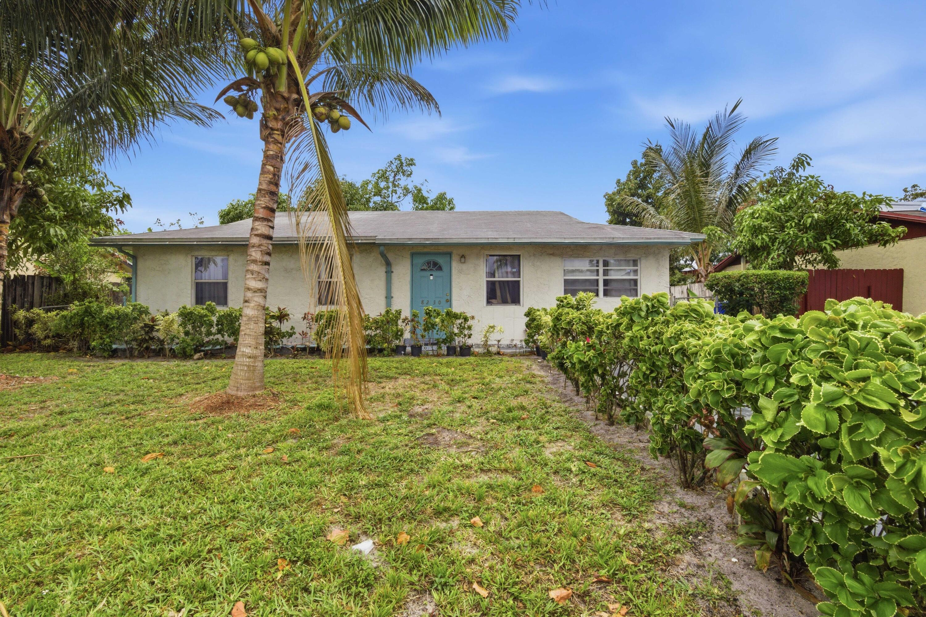 NORTH LAUDERDALE VILLAGE SEC 1 74-22 B LOT 33 BLK - Residential