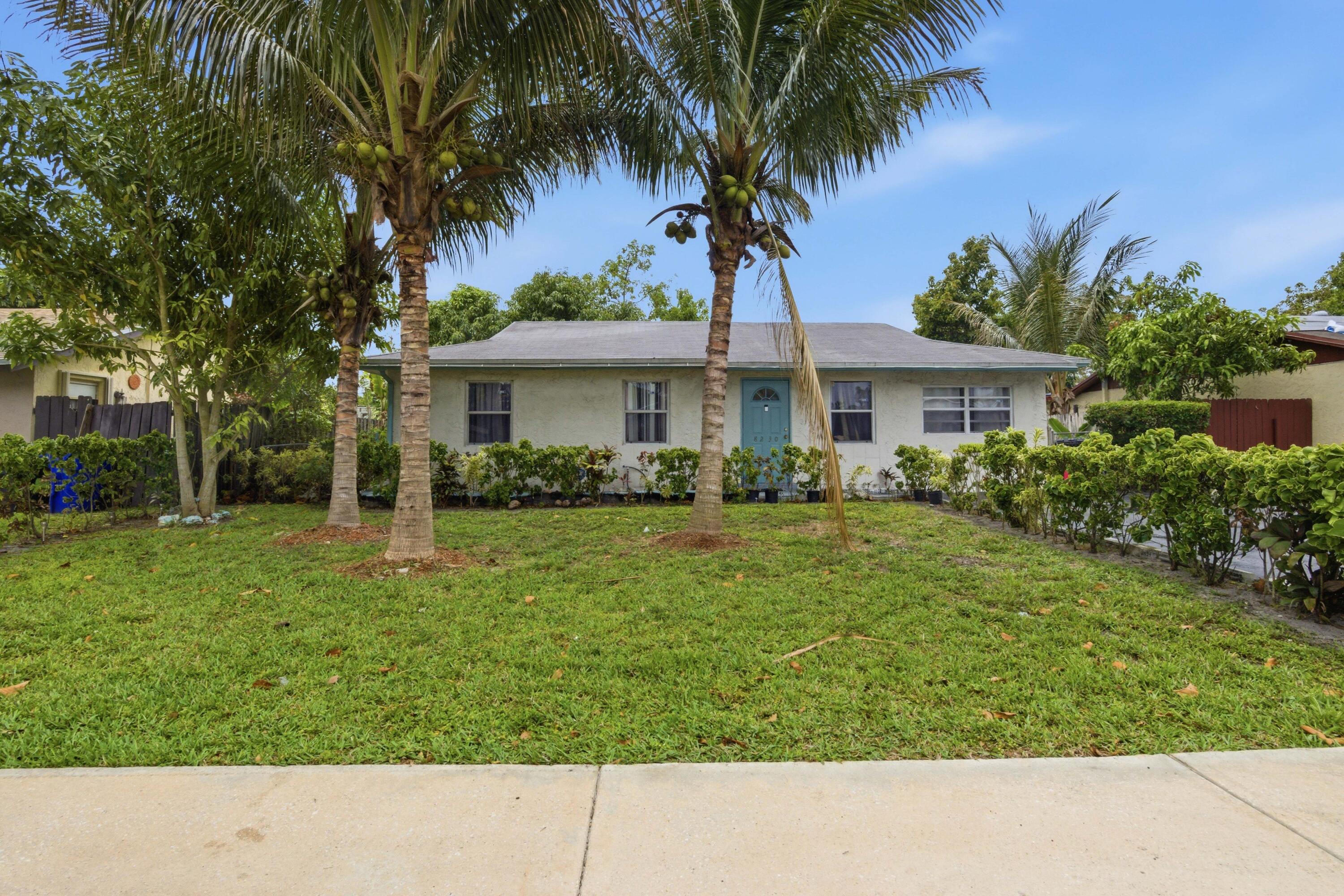NORTH LAUDERDALE VILLAGE SEC 1 74-22 B LOT 33 BLK - Residential