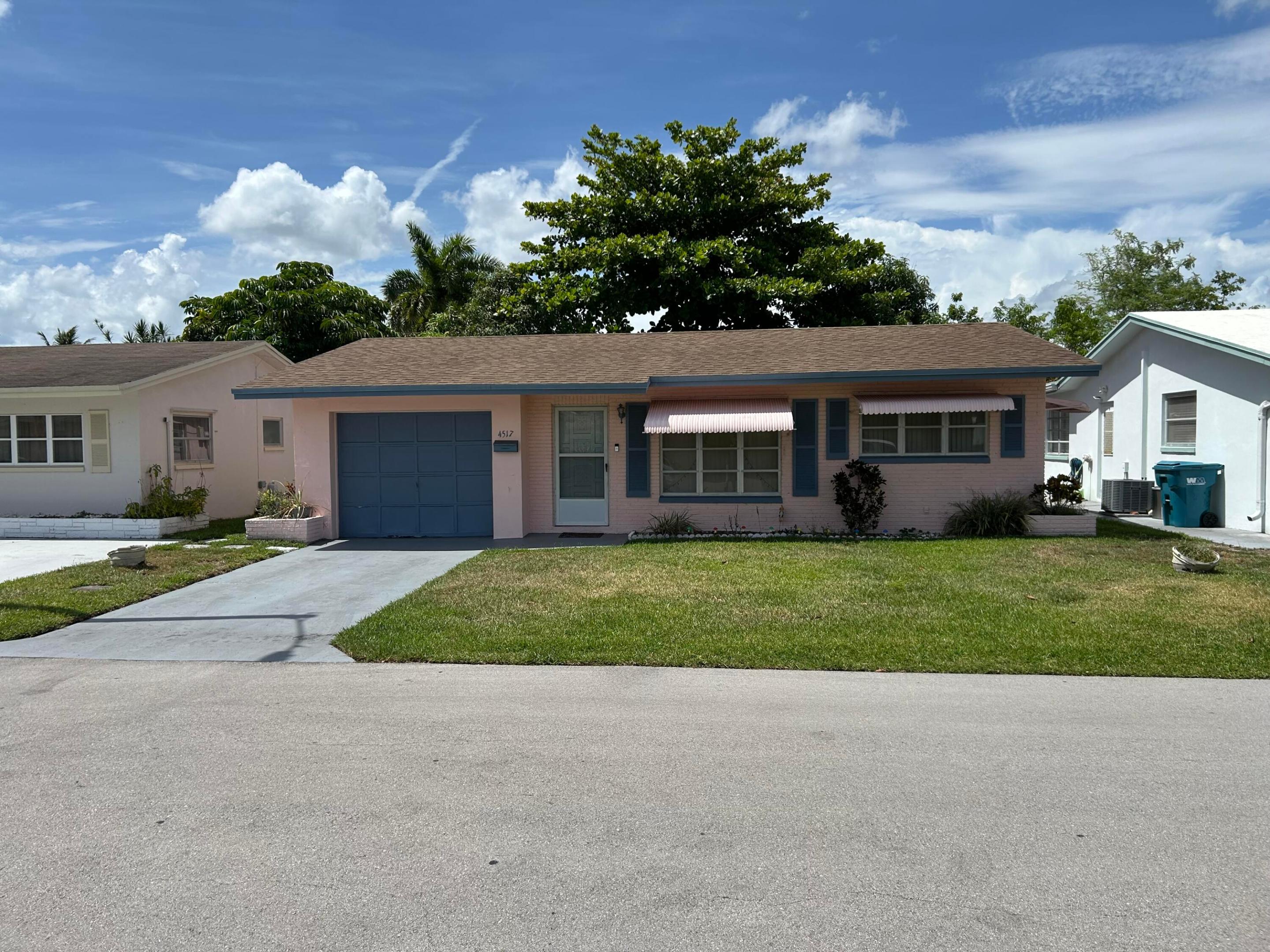 MAINLANDS OF TAMARAC LAKES - Residential