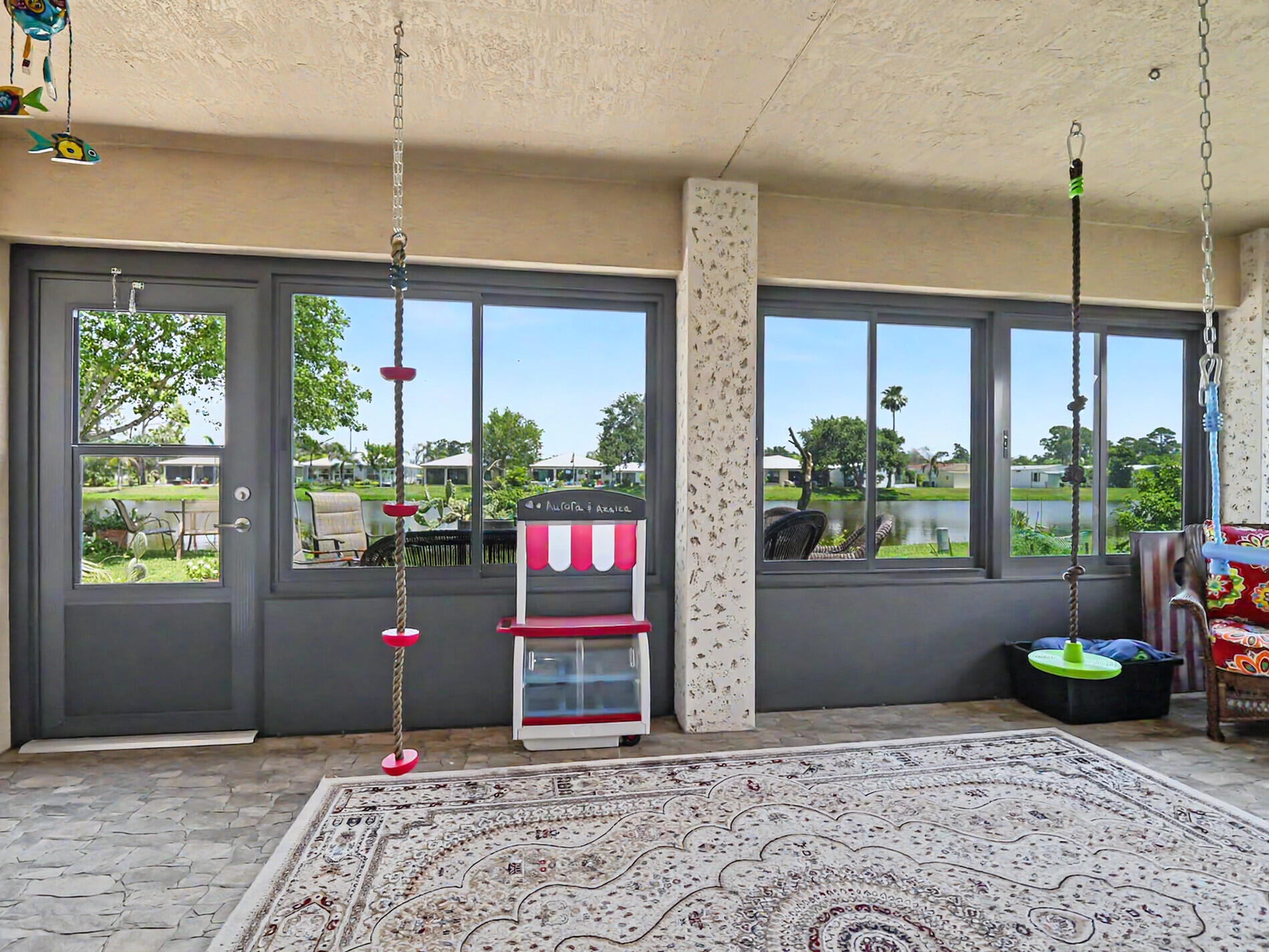 SPANISH LAKES COUNTRY CLUB VILL LEASEHOLD ESTATES - Residential