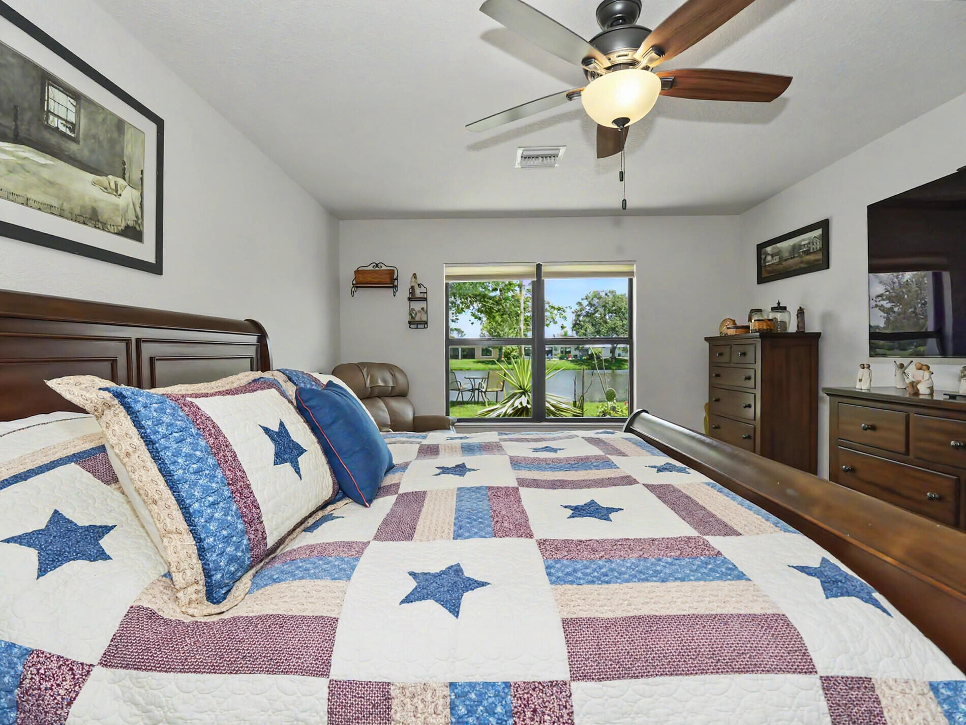 SPANISH LAKES COUNTRY CLUB VILL LEASEHOLD ESTATES - Residential