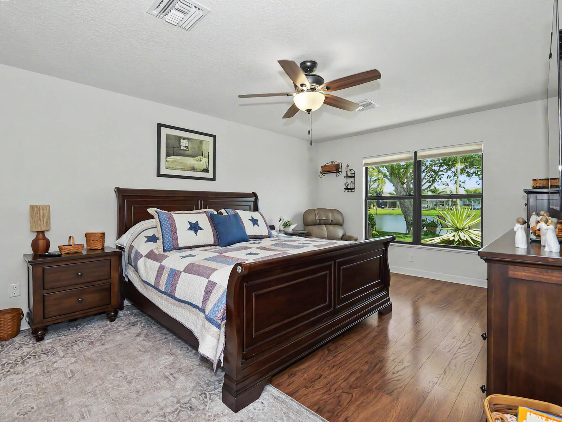 SPANISH LAKES COUNTRY CLUB VILL LEASEHOLD ESTATES - Residential