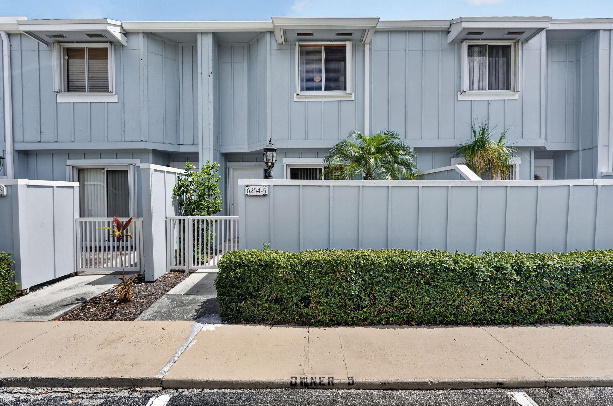 RIVERWALK 2 - Residential Lease