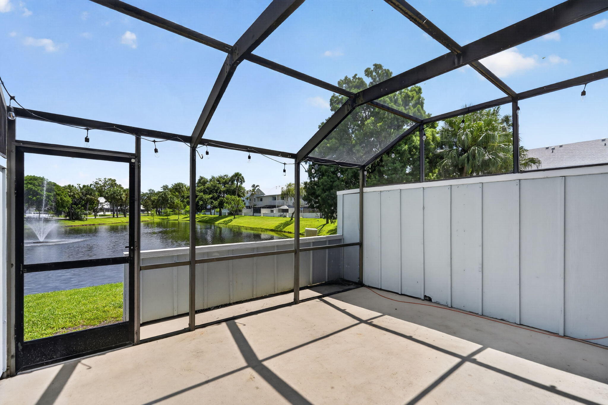 RIVERWALK 2 - Residential Lease