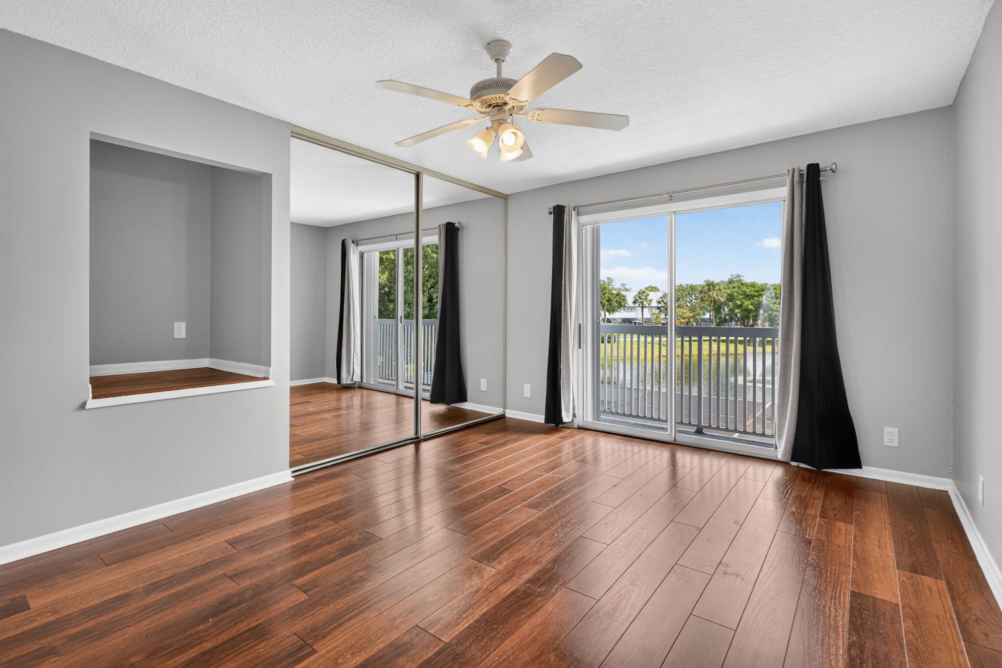 RIVERWALK 2 - Residential Lease