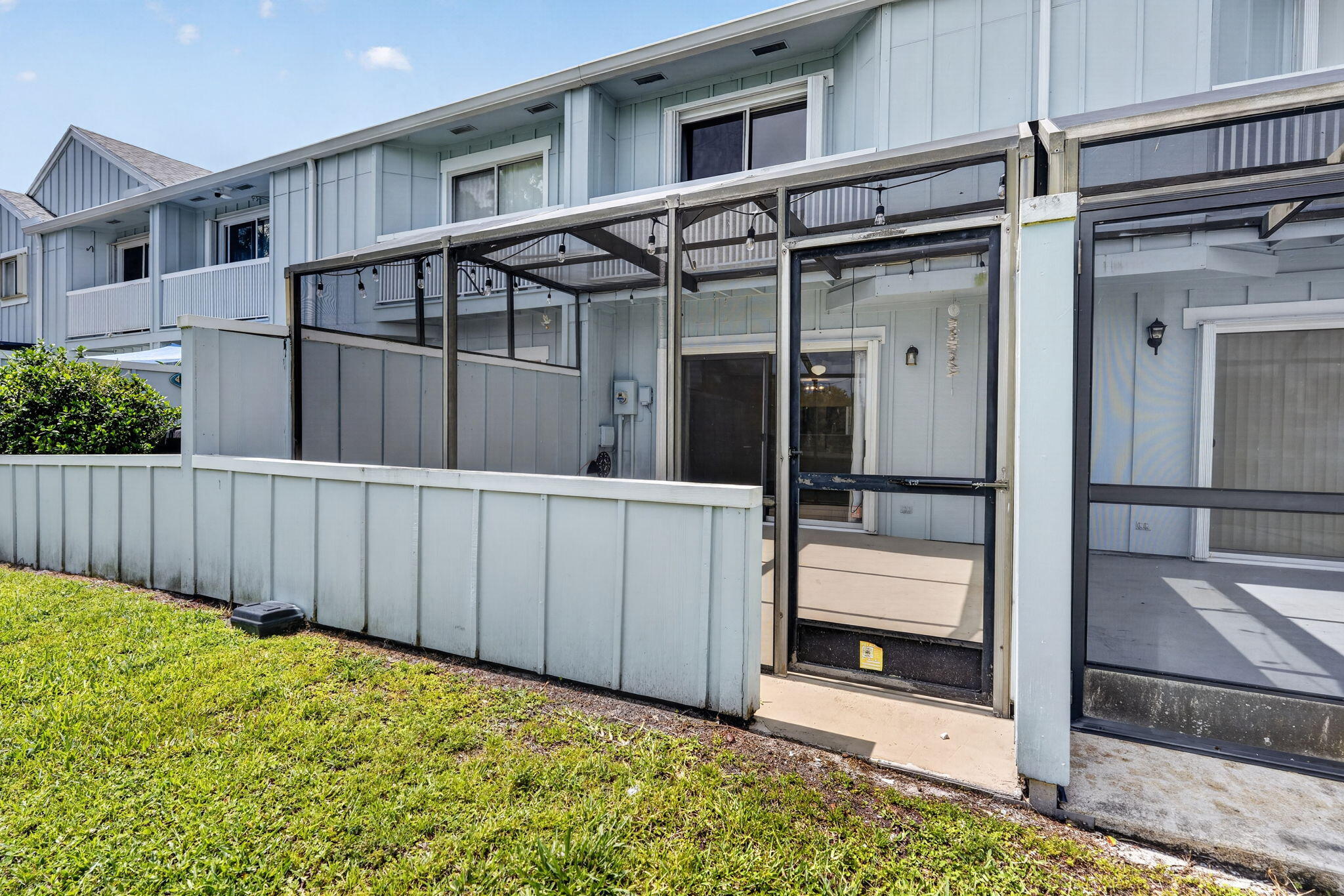 RIVERWALK 2 - Residential Lease