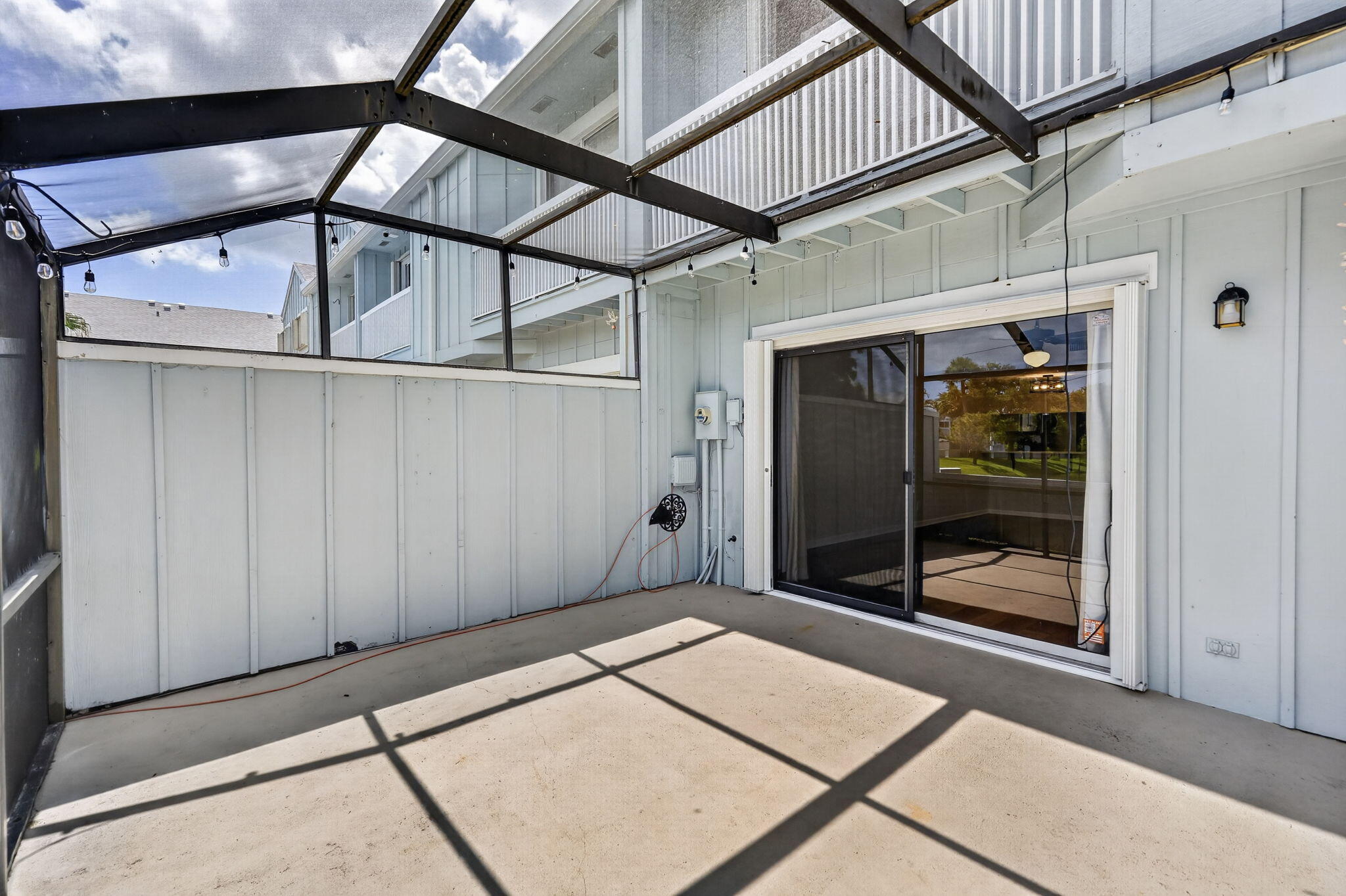 RIVERWALK 2 - Residential Lease