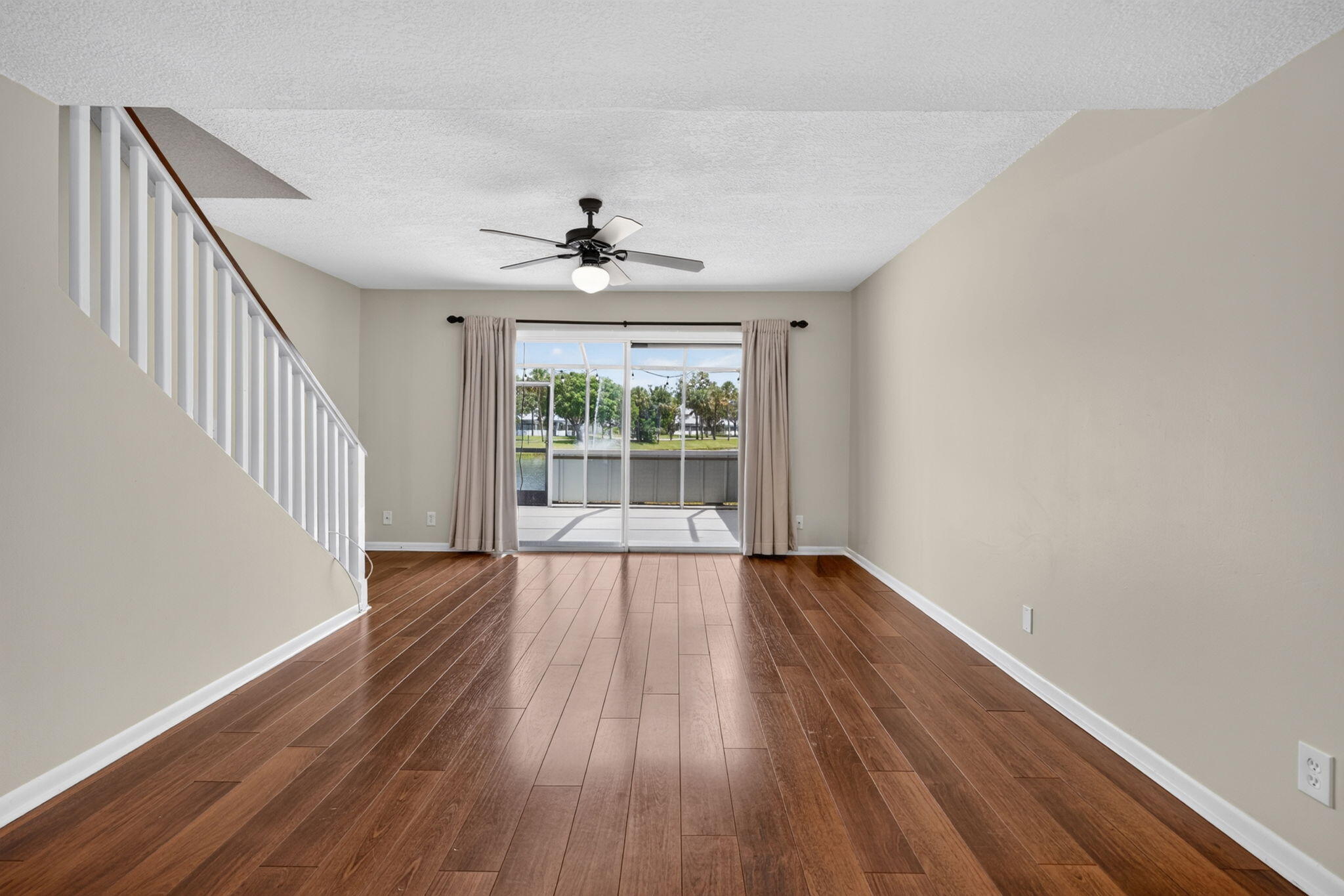 RIVERWALK 2 - Residential Lease