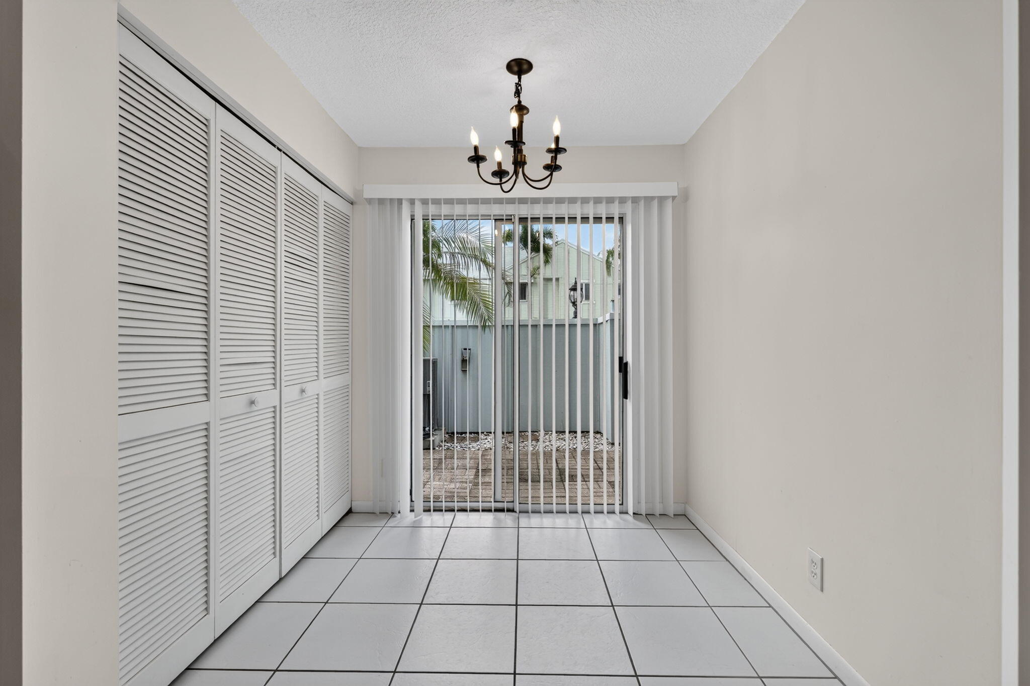 RIVERWALK 2 - Residential Lease
