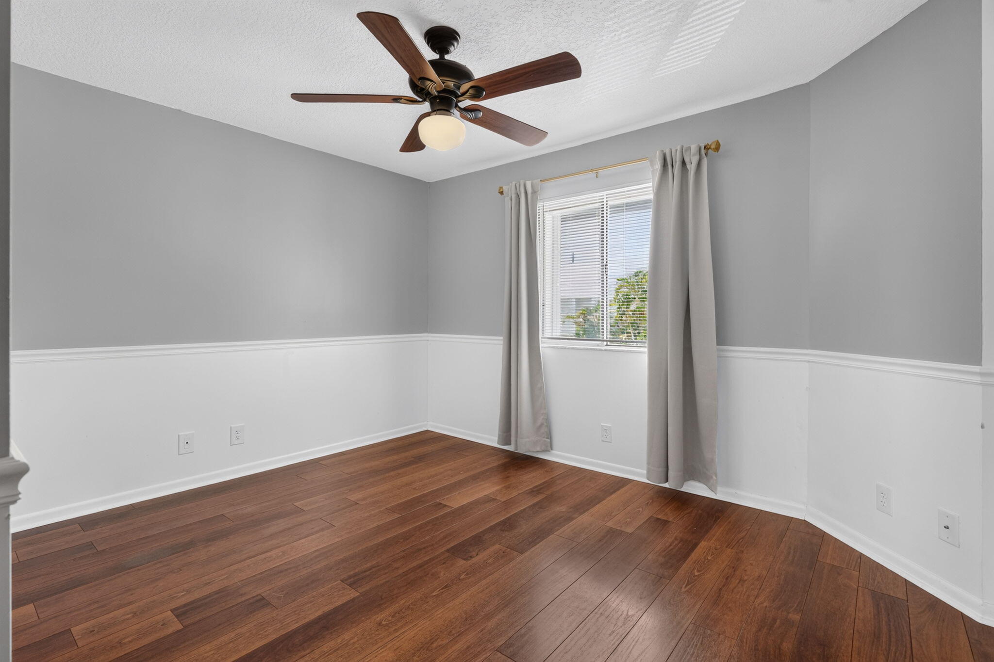 RIVERWALK 2 - Residential Lease