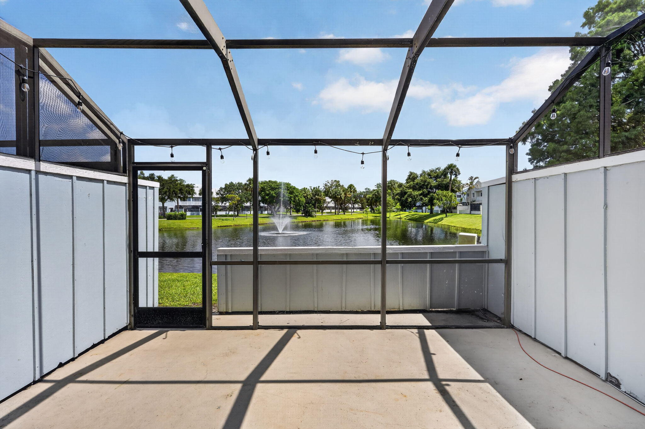 RIVERWALK 2 - Residential Lease