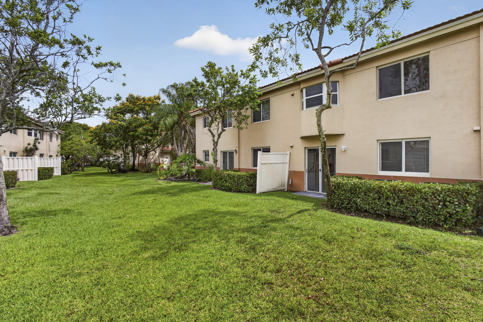 COVE AT BRIAR BAY CONDO - Residential