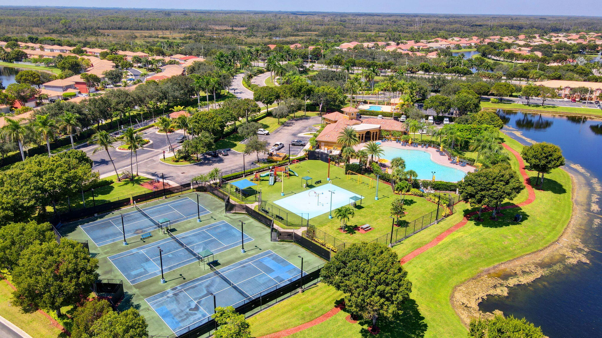 COVE AT BRIAR BAY CONDO - Residential