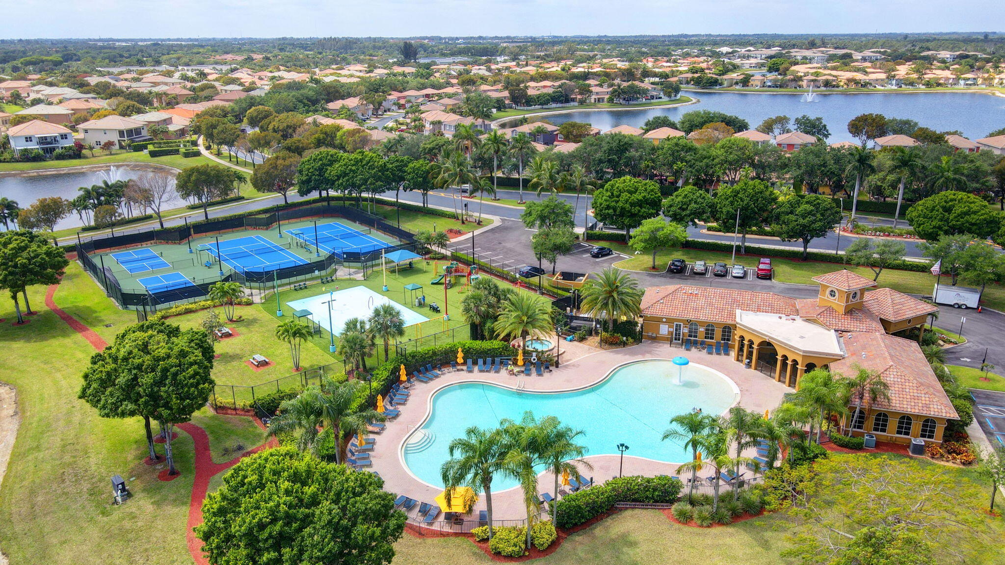 COVE AT BRIAR BAY CONDO - Residential