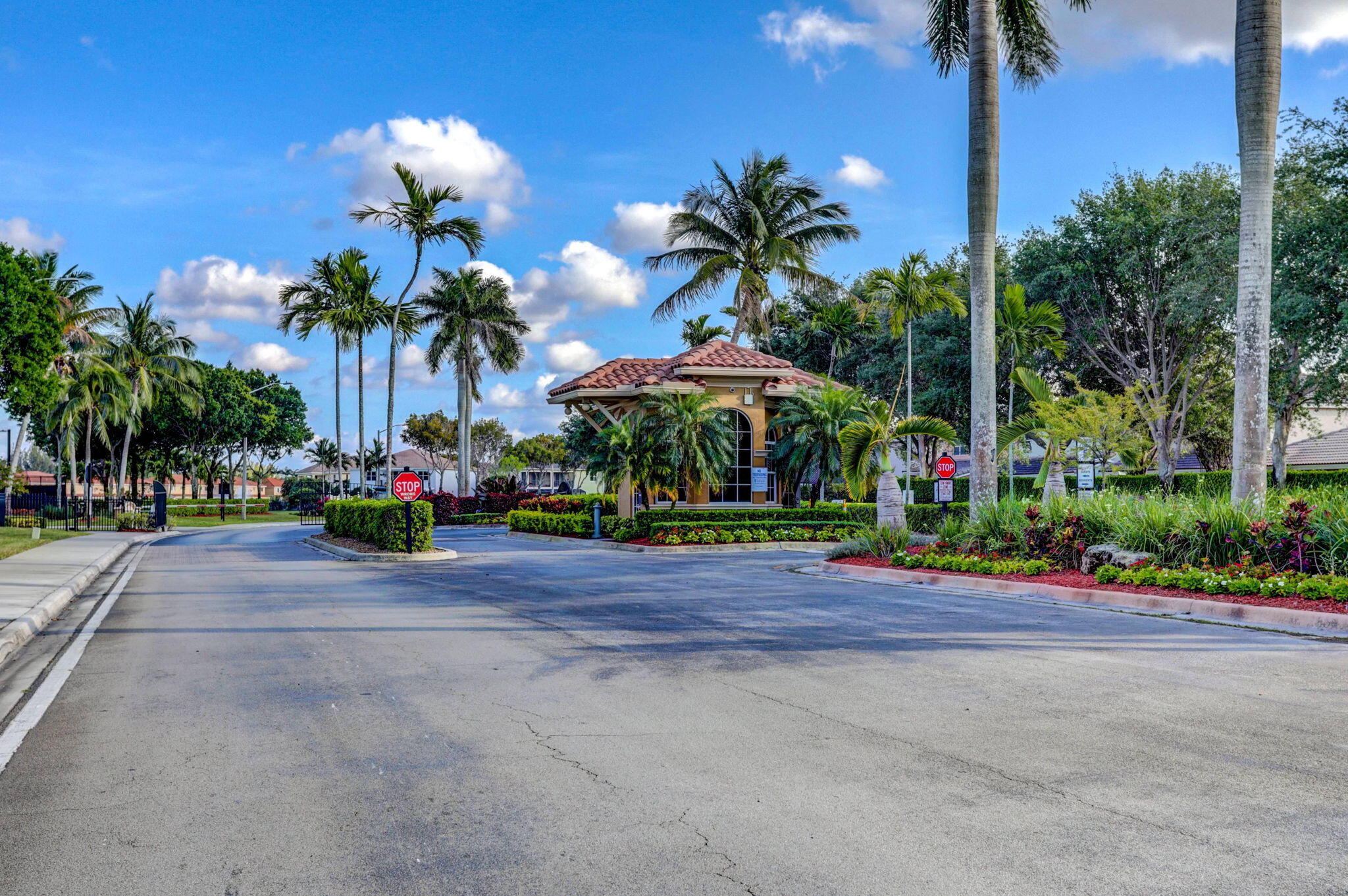 COVE AT BRIAR BAY CONDO - Residential